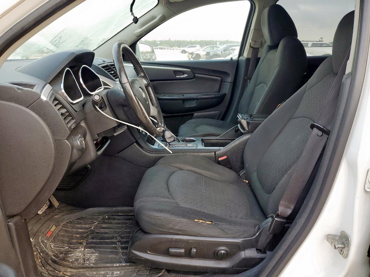 2010 Chevrolet Traverse Lt White vin: 1GNLRFED3AS106733