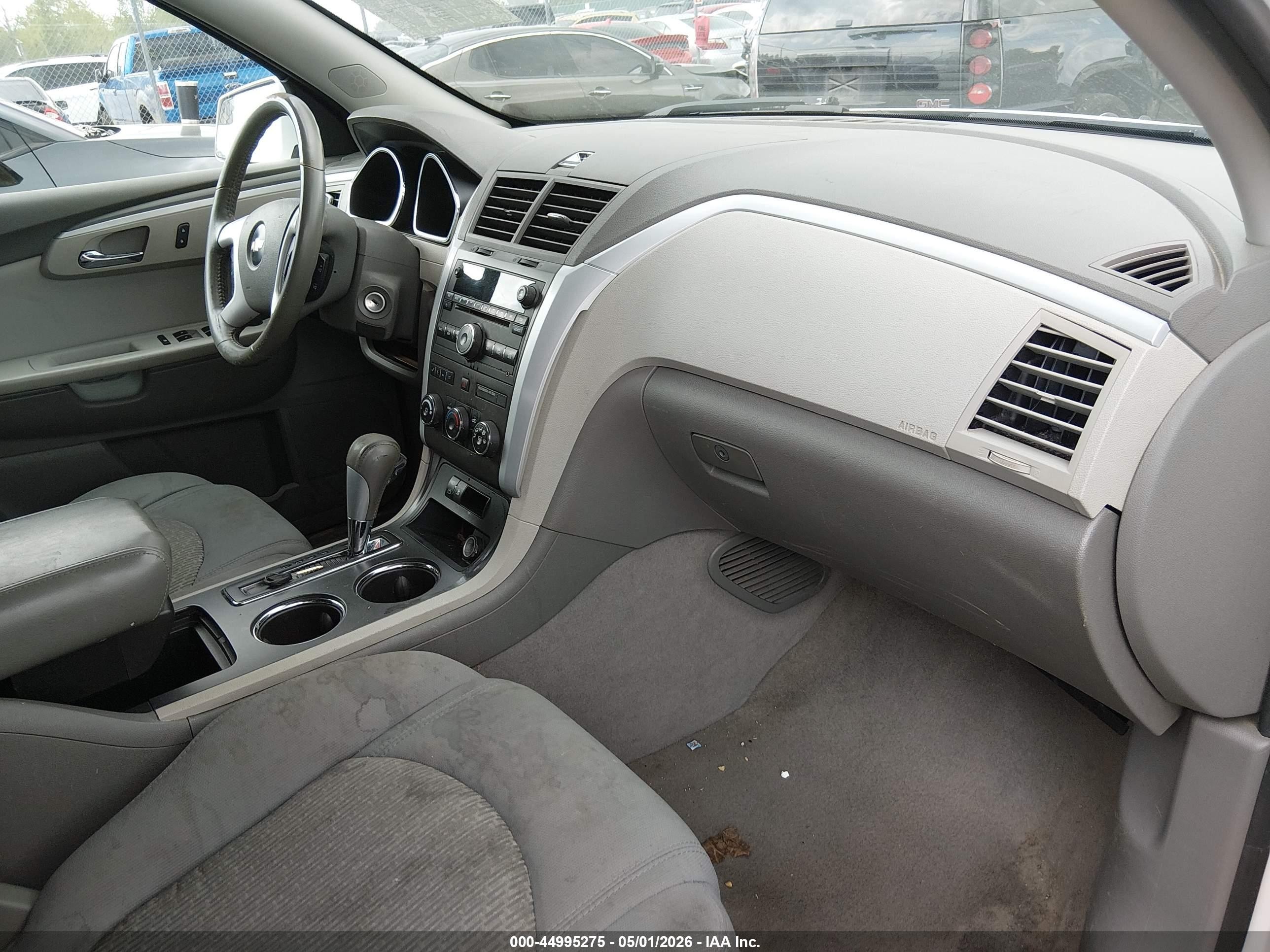 2010 Chevrolet Traverse Lt White vin: 1GNLRFED3AS109678