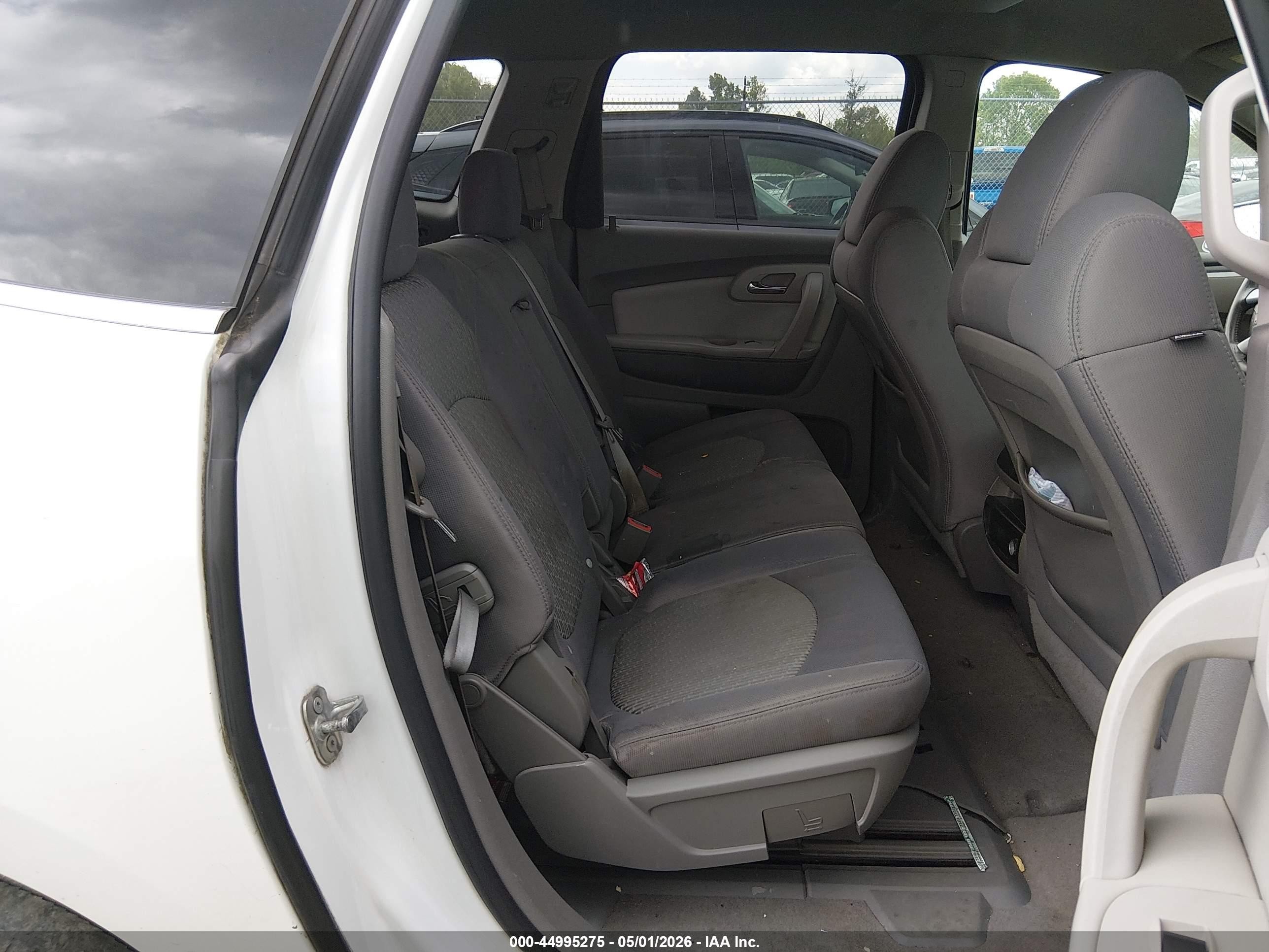 2010 Chevrolet Traverse Lt White vin: 1GNLRFED3AS109678