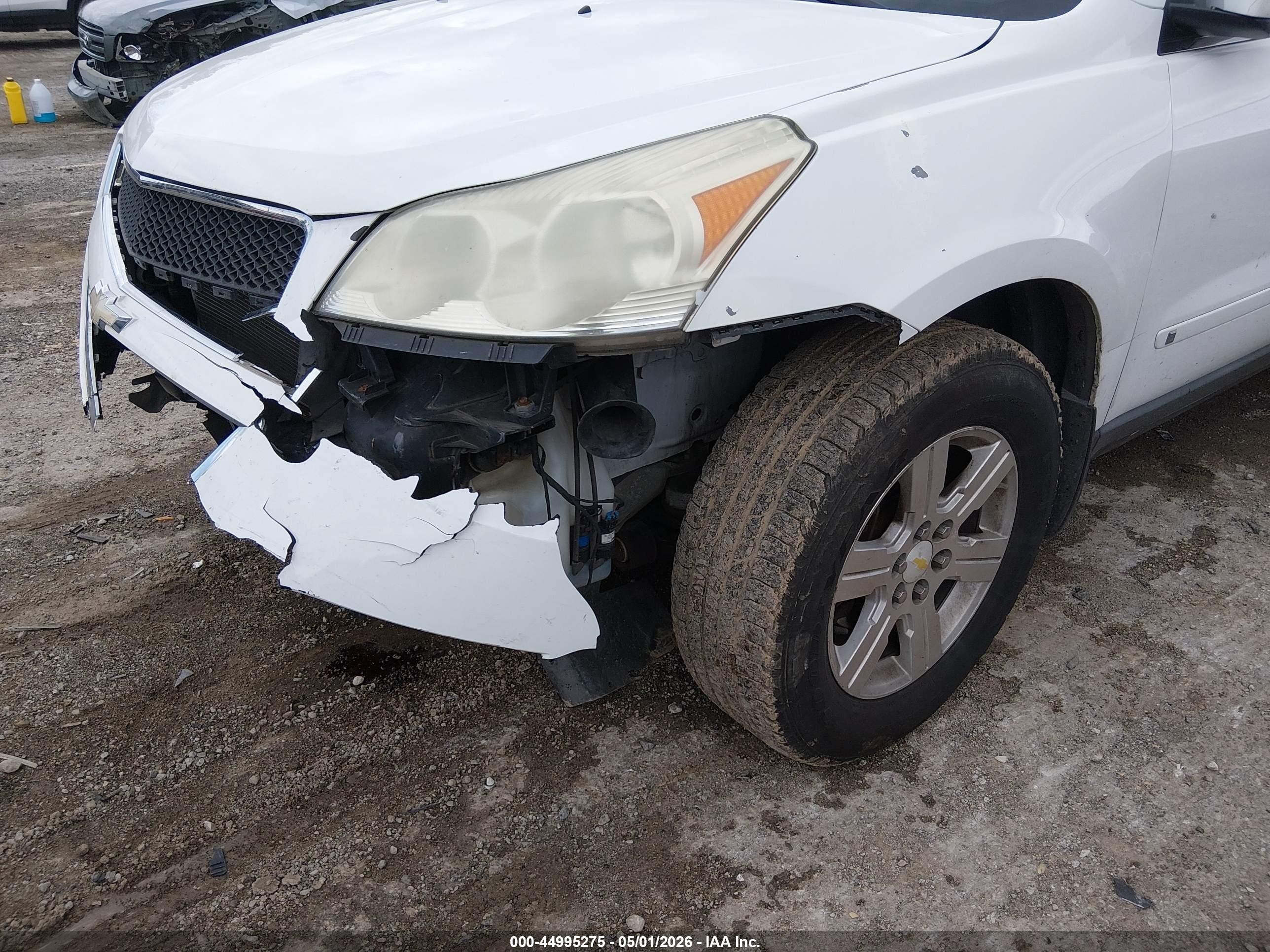 2010 Chevrolet Traverse Lt White vin: 1GNLRFED3AS109678