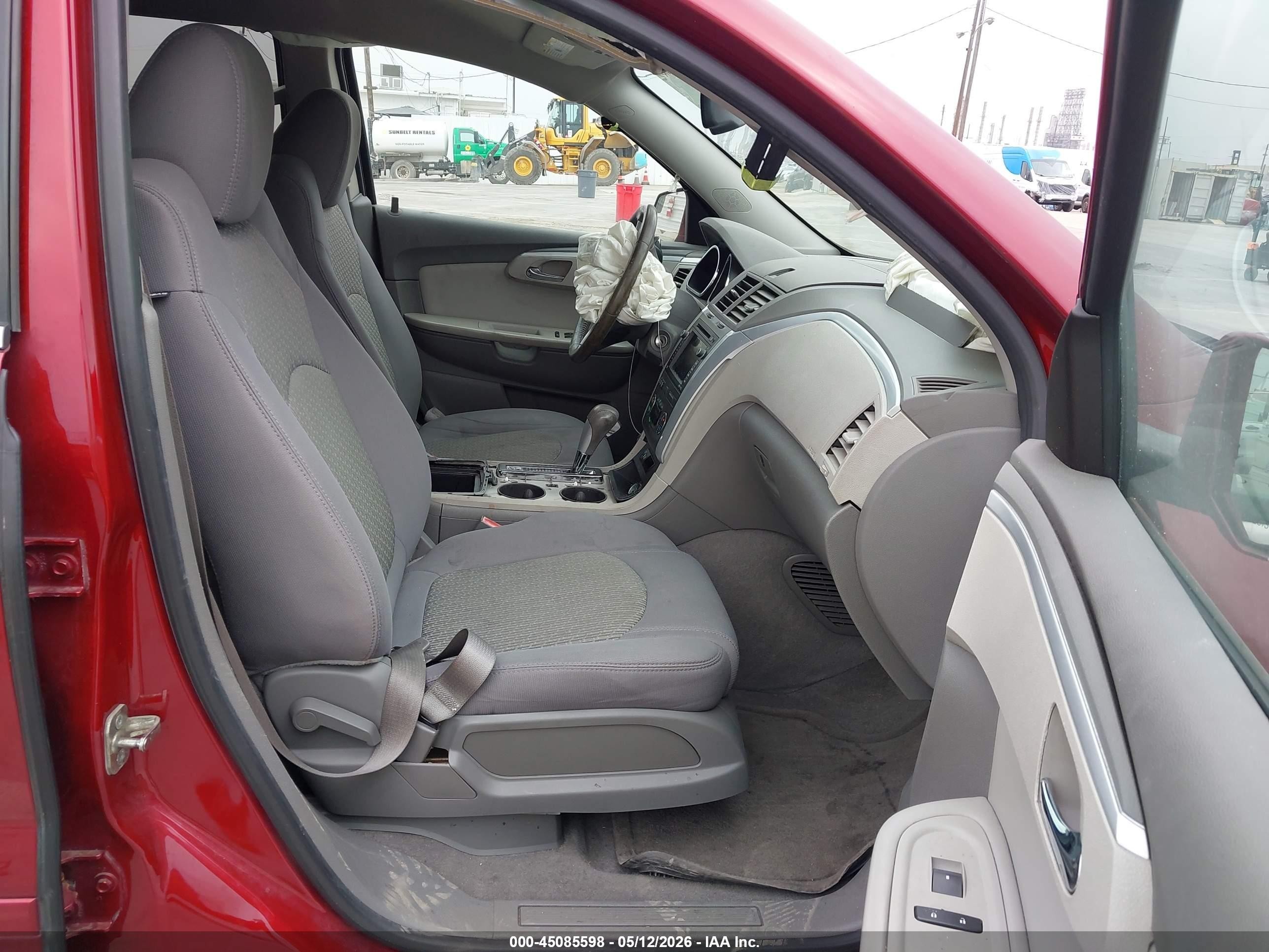 2010 Chevrolet Traverse Lt Burgundy vin: 1GNLRFED3AS140042