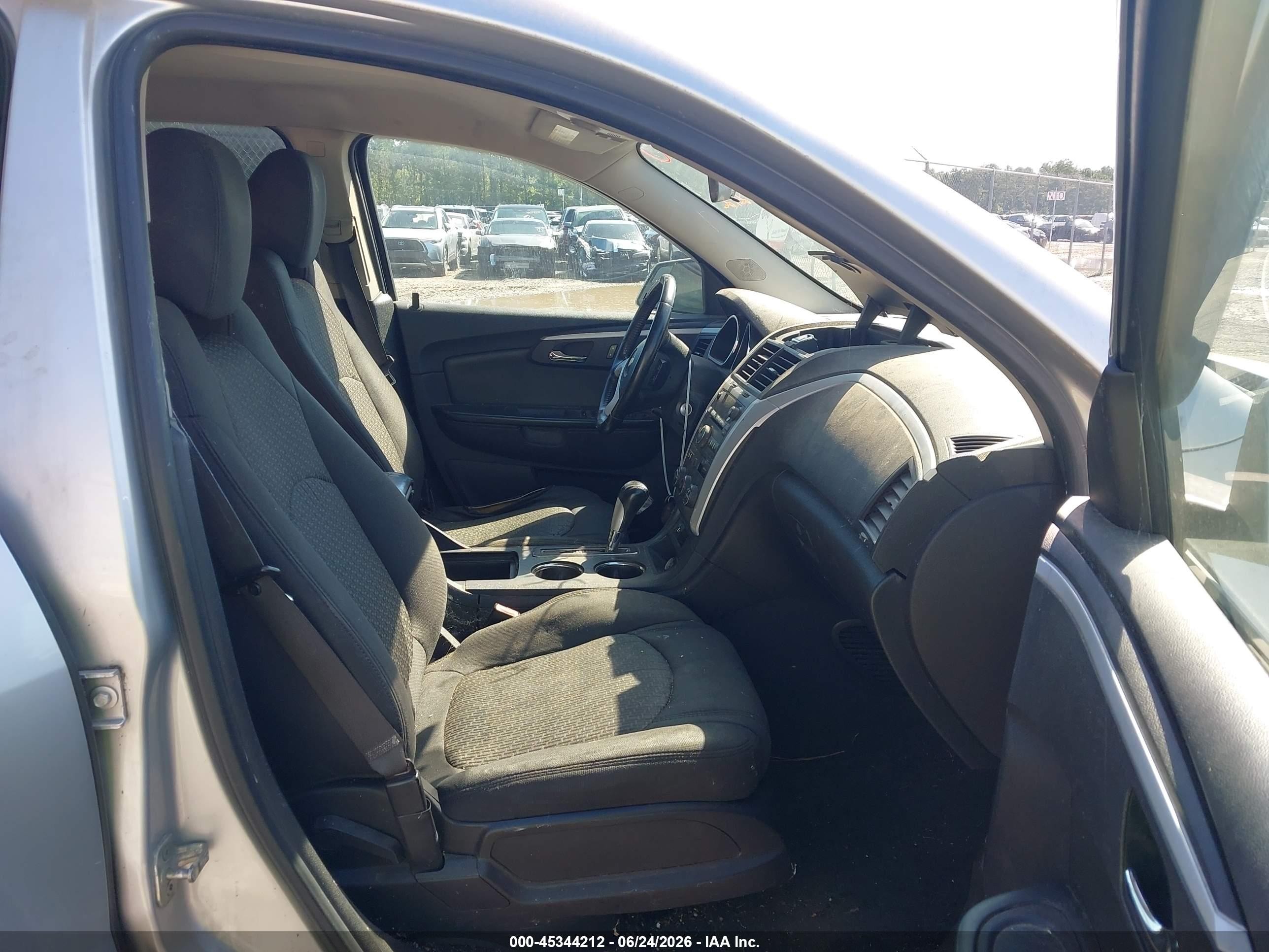 2010 Chevrolet Traverse Lt Silver vin: 1GNLRFED4AS104229