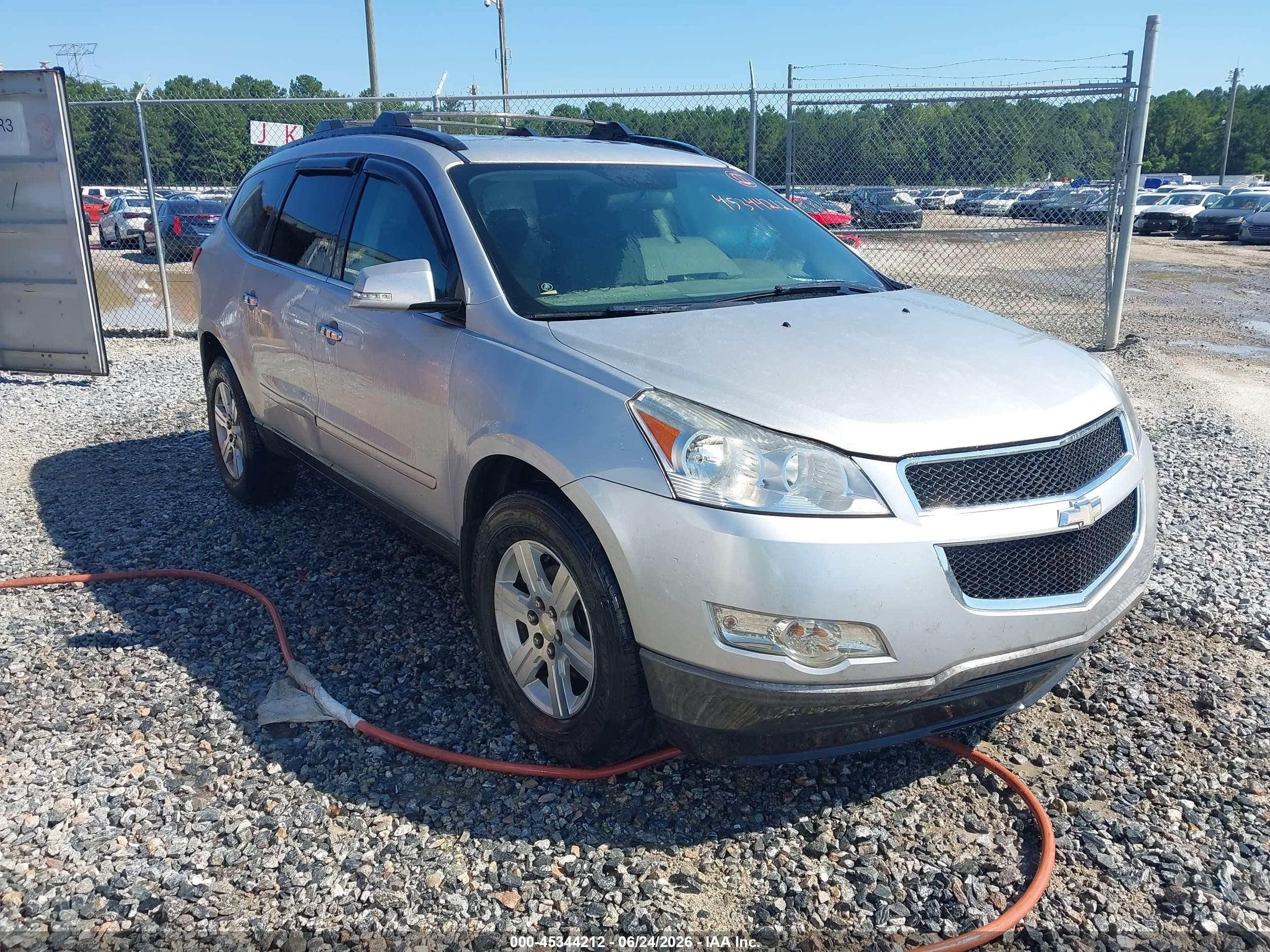 2010 Chevrolet Traverse Lt Silver vin: 1GNLRFED4AS104229