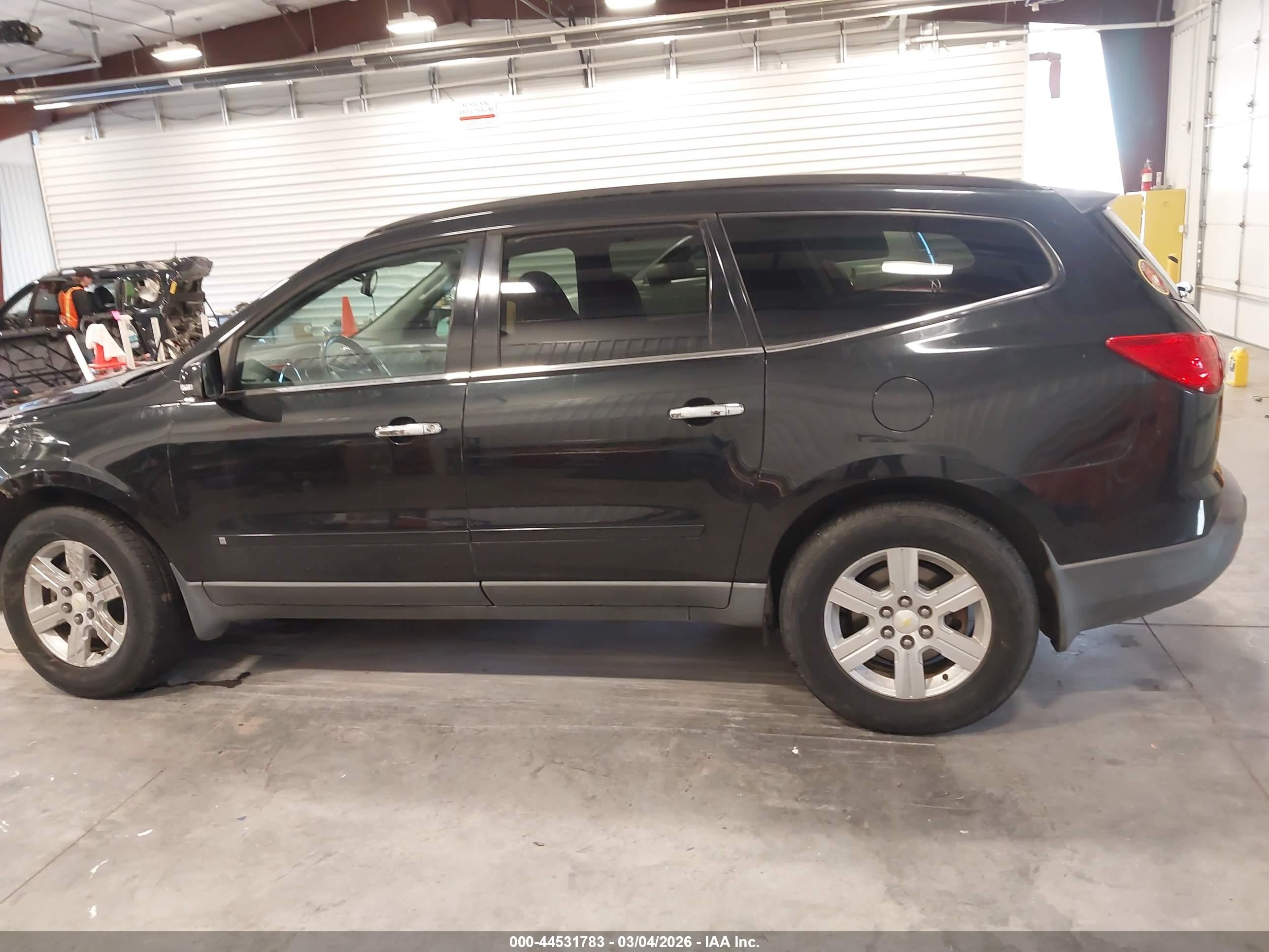 2010 Chevrolet Traverse Lt Black vin: 1GNLRFED5AS122867
