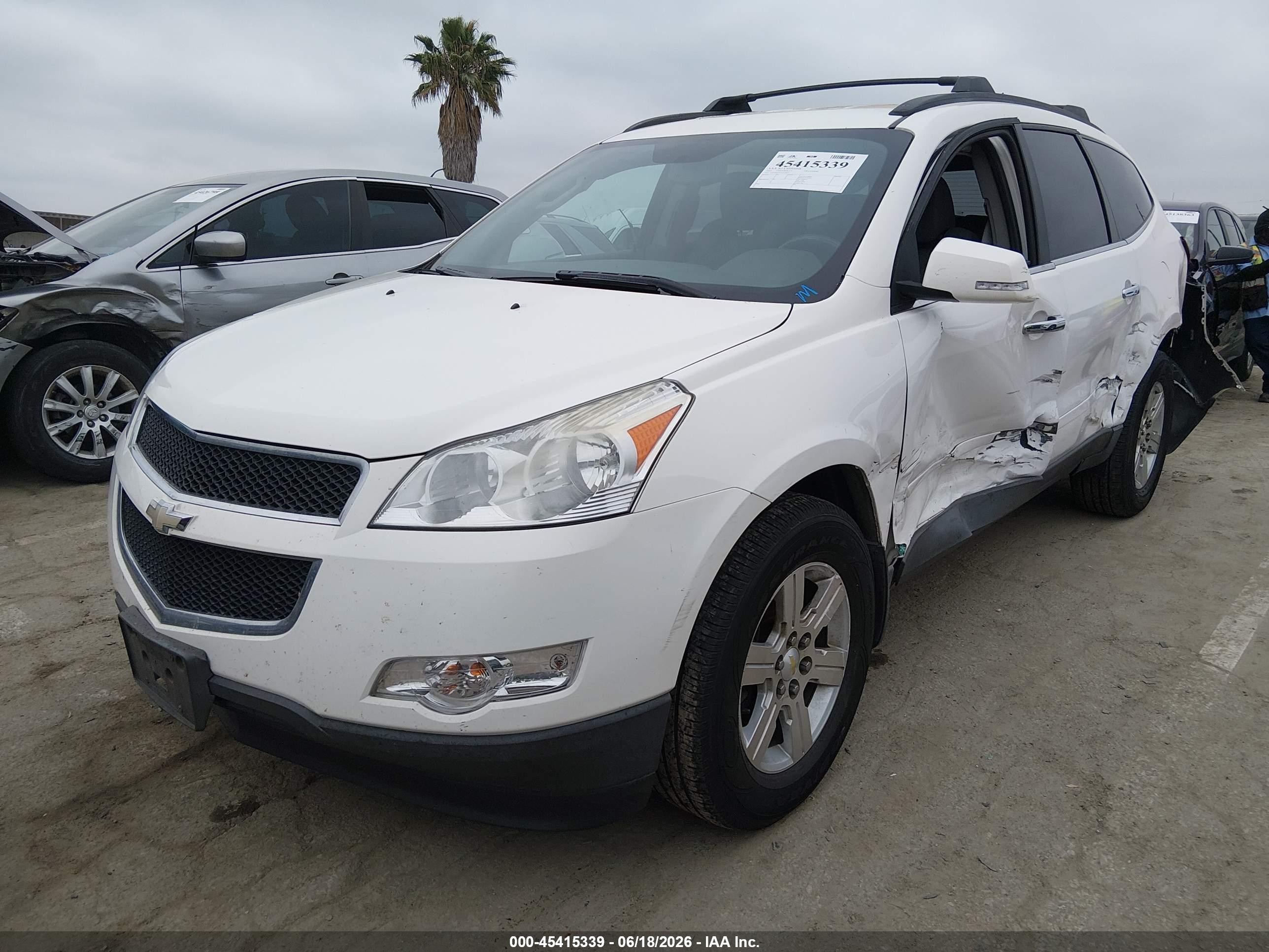 2010 Chevrolet Traverse Lt White vin: 1GNLRFED7AJ226833