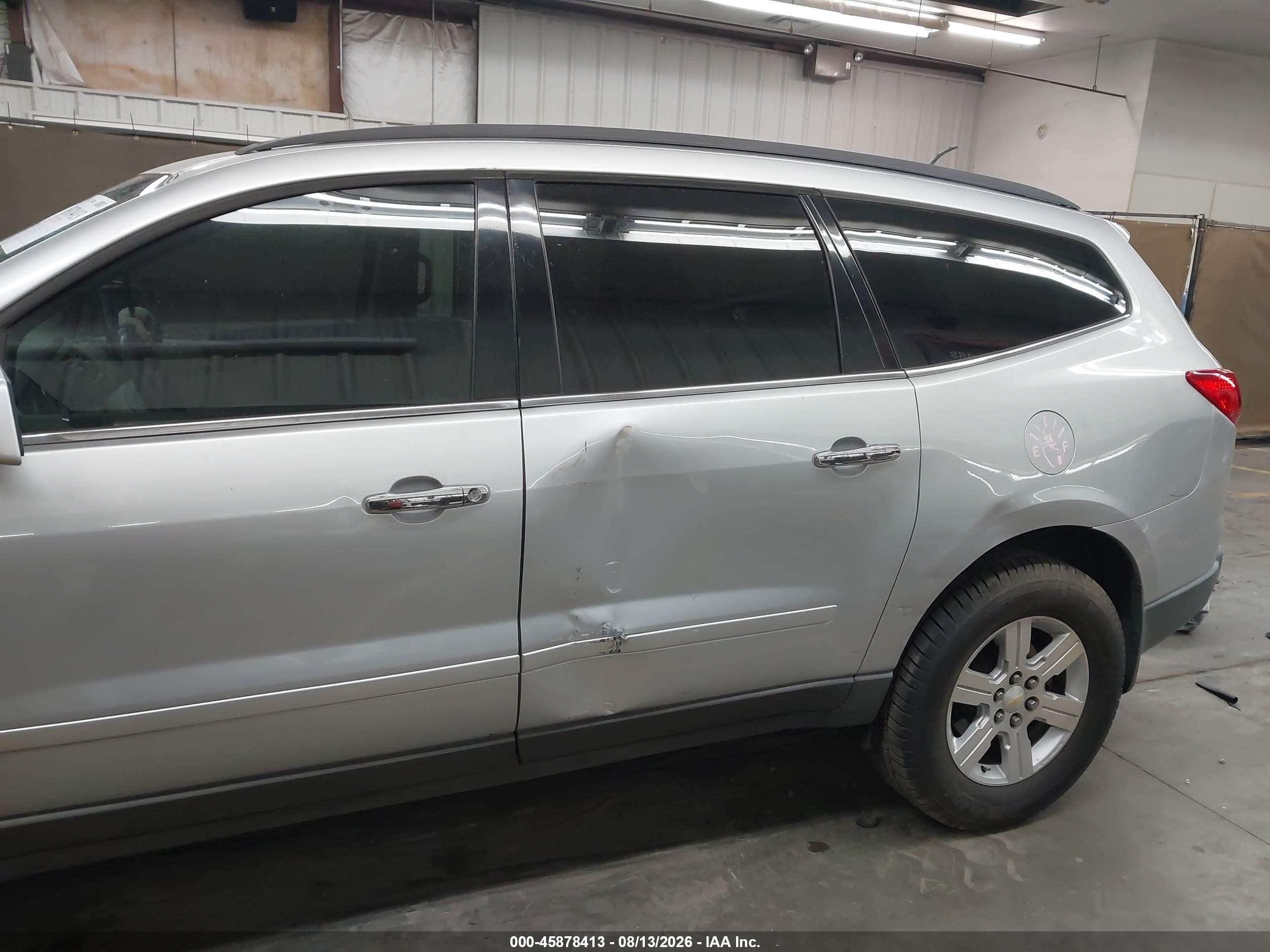 2010 Chevrolet Traverse Lt Gray vin: 1GNLRFED9AJ258344