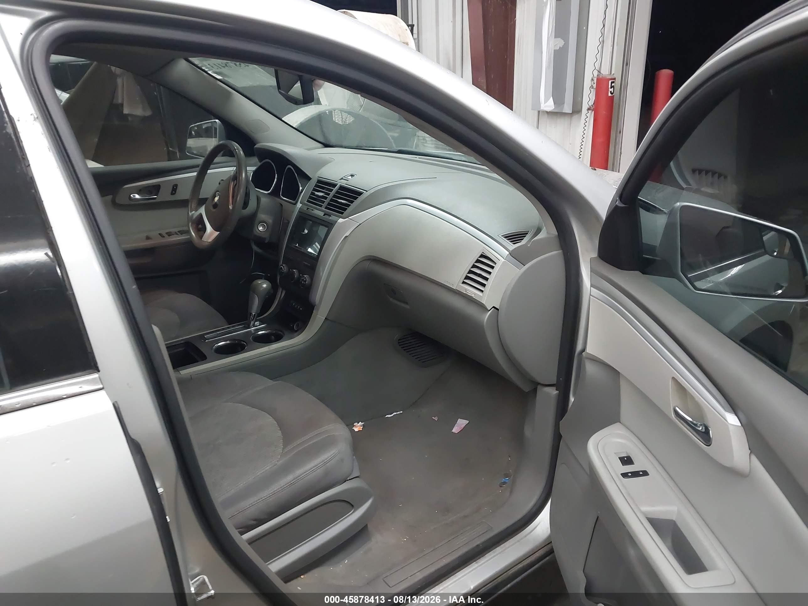 2010 Chevrolet Traverse Lt Gray vin: 1GNLRFED9AJ258344