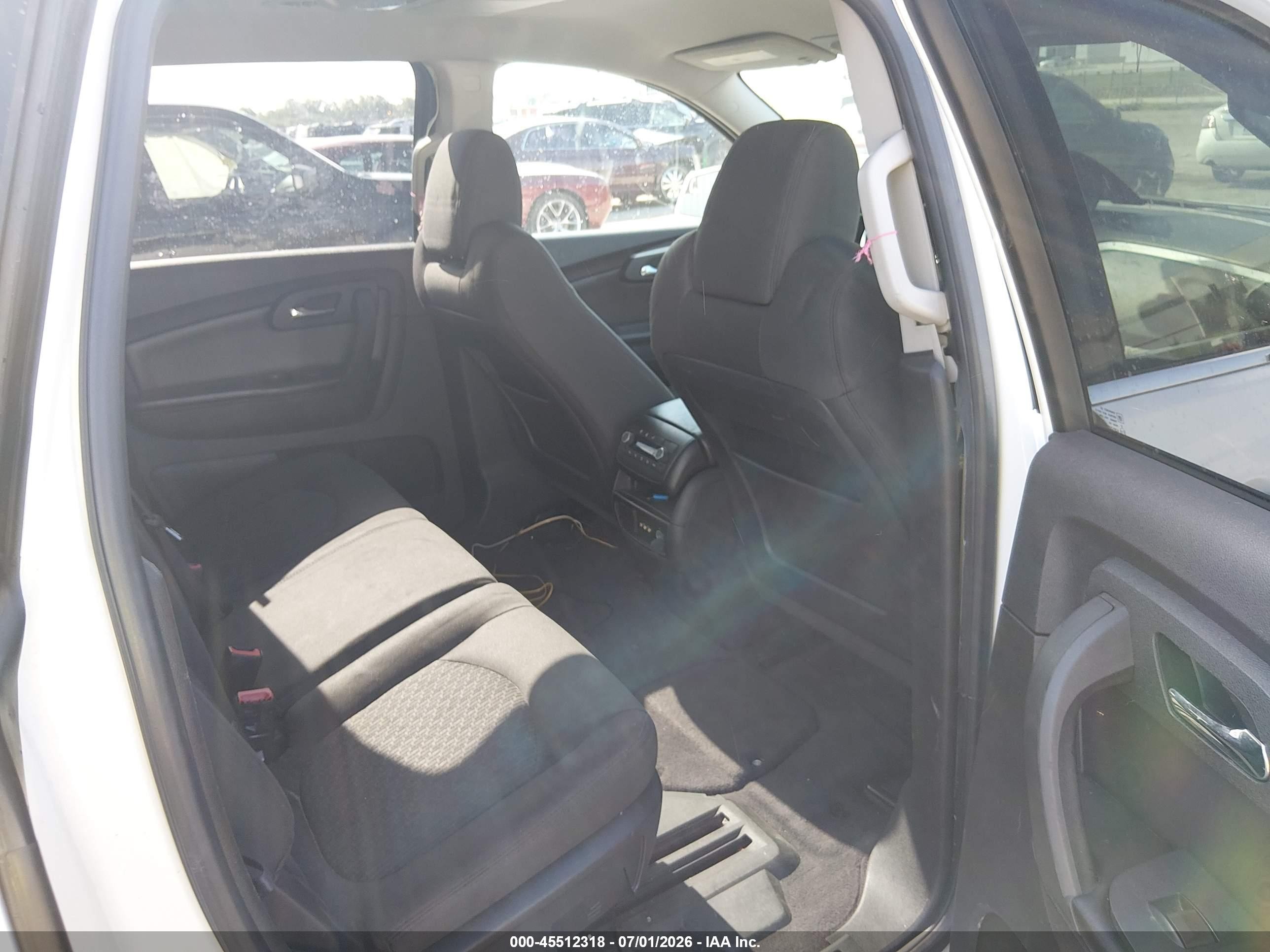 2010 Chevrolet Traverse Lt White vin: 1GNLRFED9AS140806