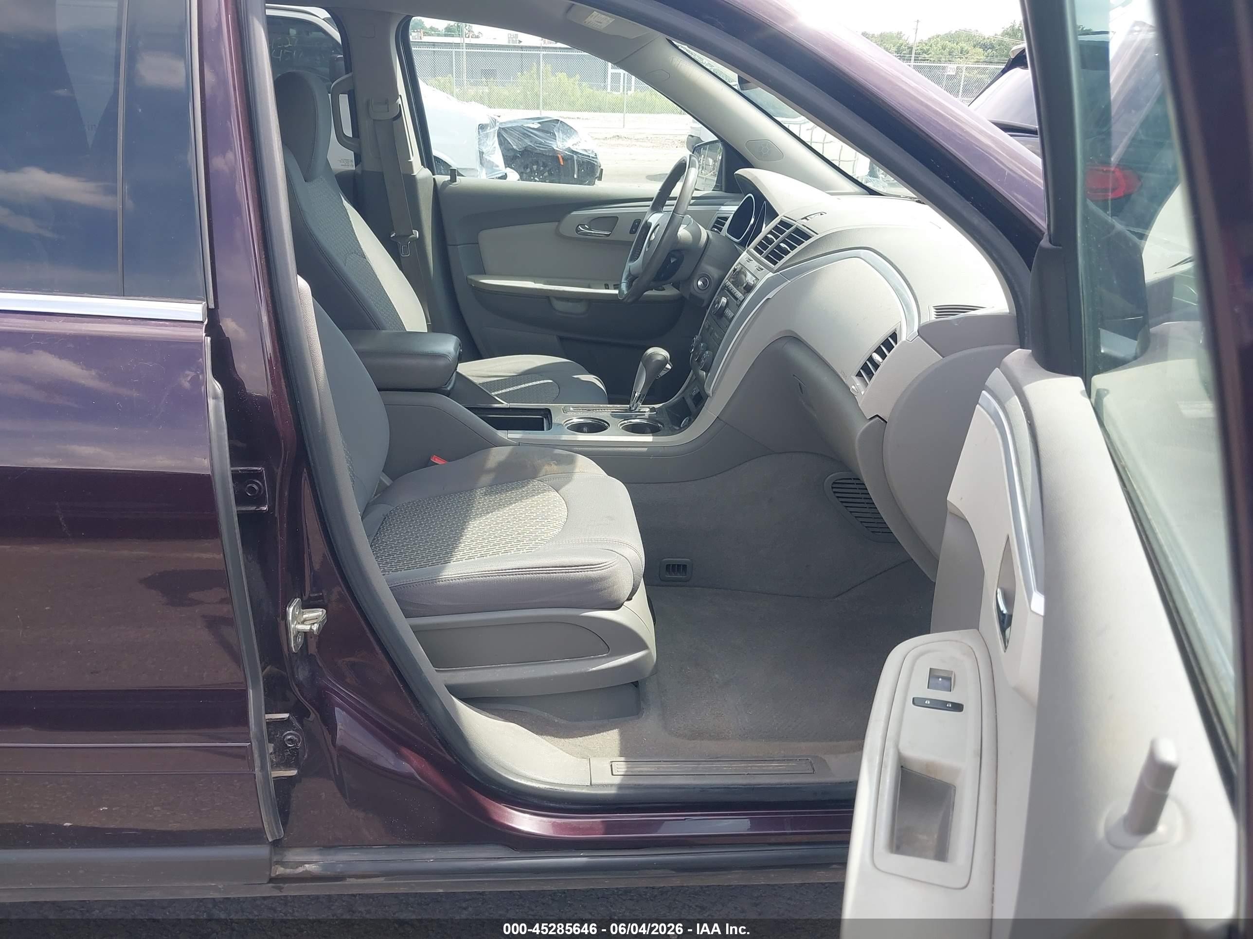 2010 Chevrolet Traverse Lt Maroon vin: 1GNLRFEDXAS133654