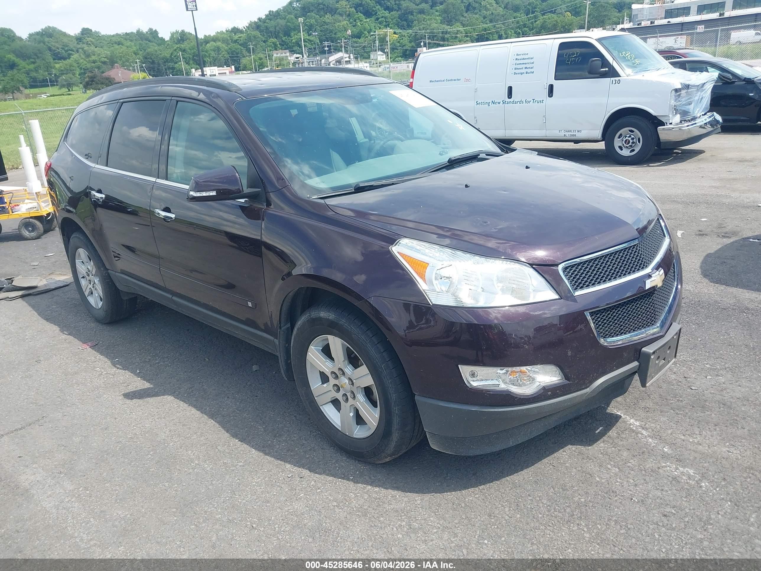 2010 Chevrolet Traverse Lt Темно-бордовый vin: 1GNLRFEDXAS133654