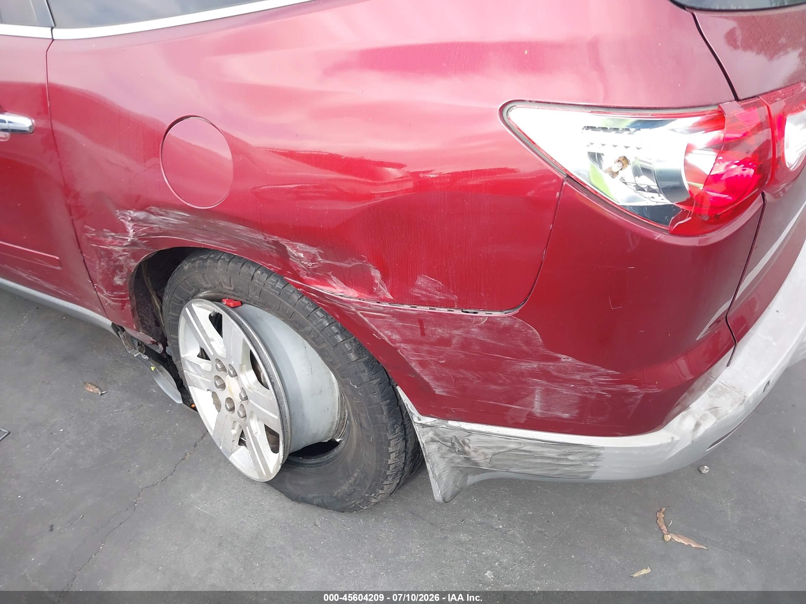 2010 Chevrolet Traverse Lt Red vin: 1GNLRFEDXAS135243