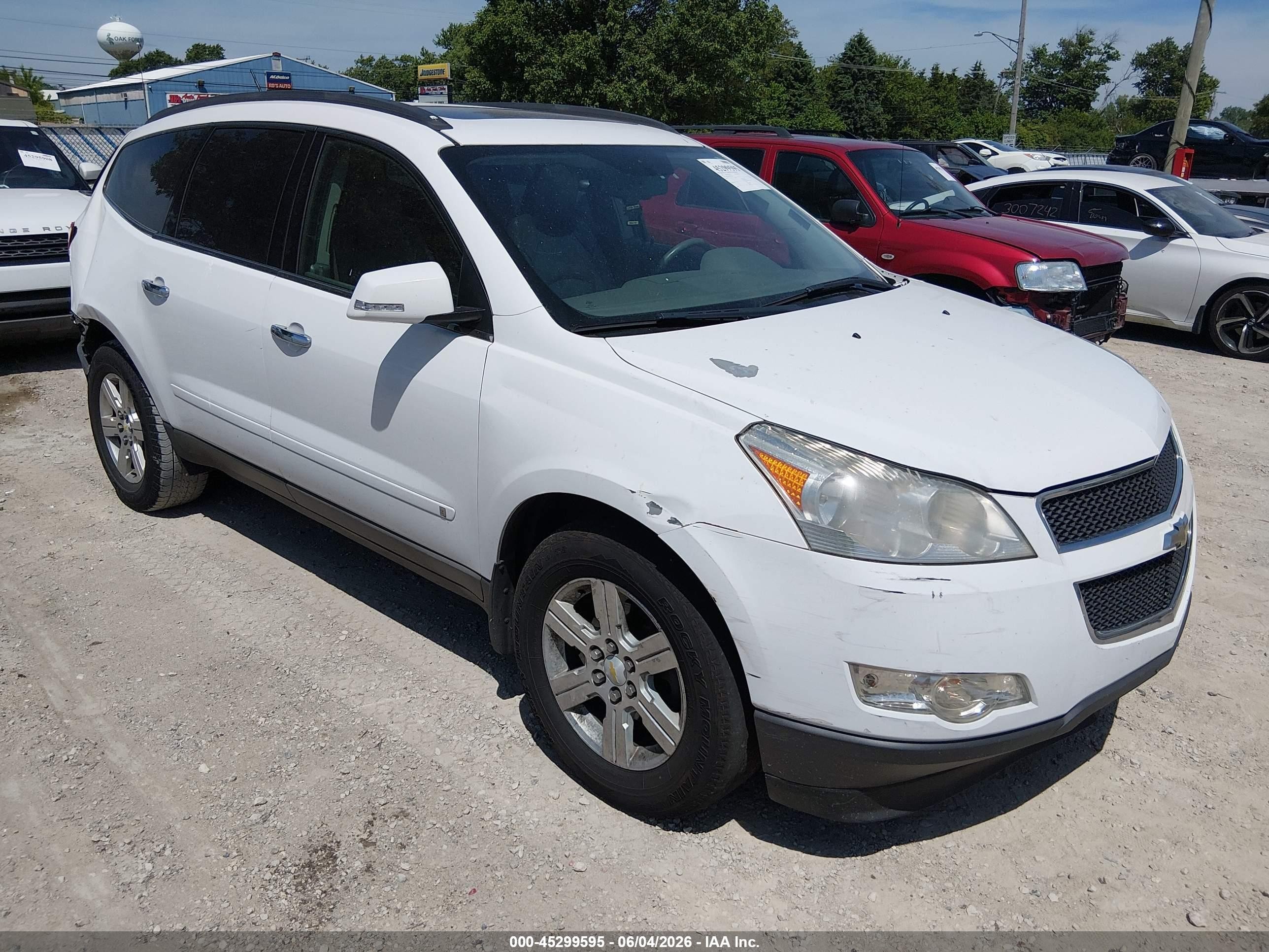 2010 Chevrolet Traverse Lt White vin: 1GNLRGED2AS112965
