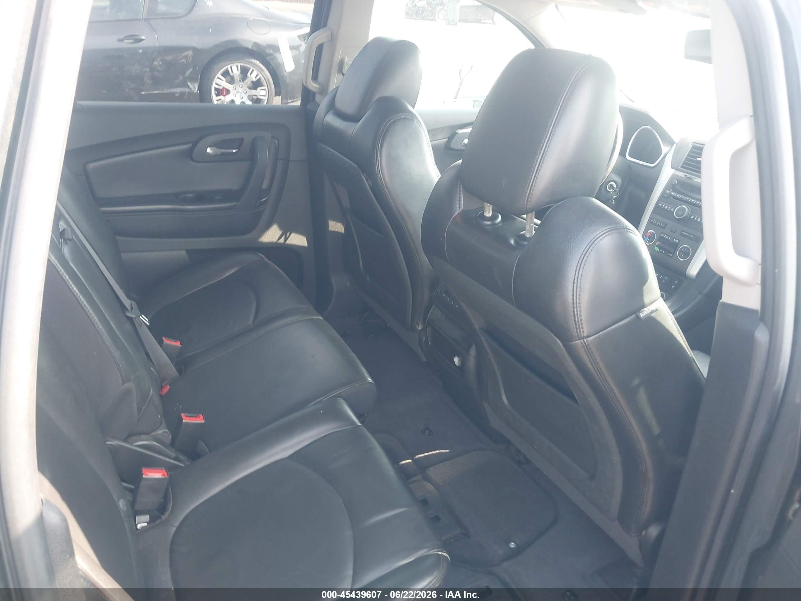 2010 Chevrolet Traverse Lt Gray vin: 1GNLRGED4AJ188676