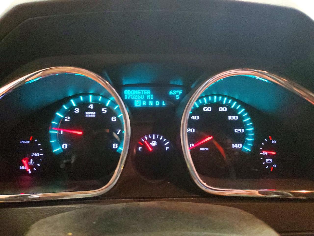 2010 Chevrolet Traverse Lt Silver vin: 1GNLRGED4AS109890