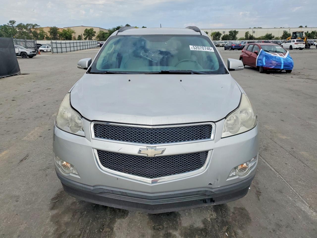 2010 Chevrolet Traverse Lt Silver vin: 1GNLRGED8AS134761