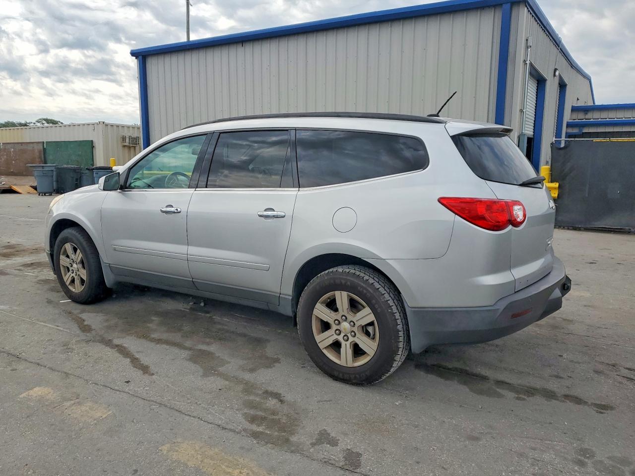 2010 Chevrolet Traverse Lt Silver vin: 1GNLRGED8AS134761