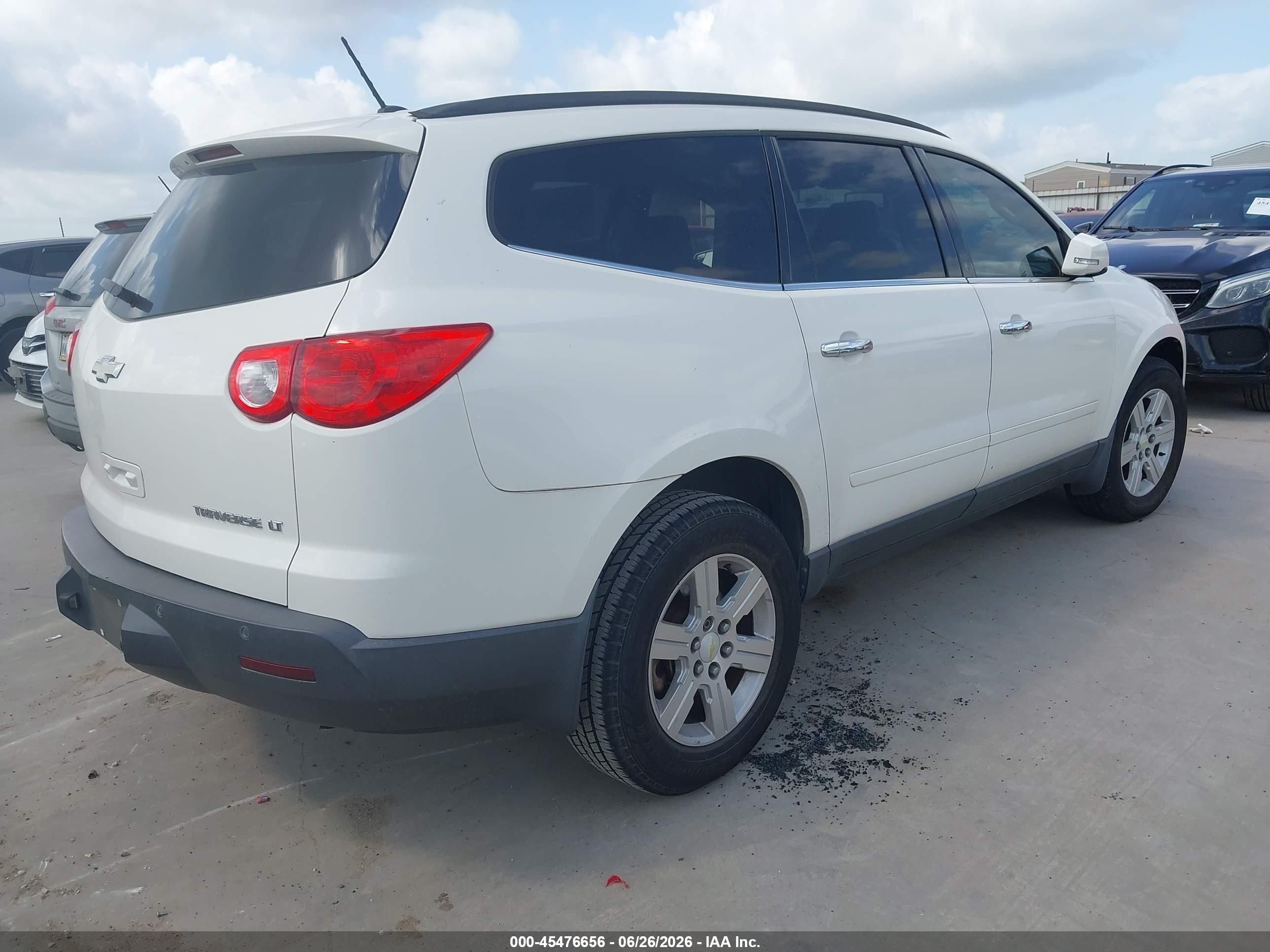 2010 Chevrolet Traverse Lt White vin: 1GNLRGEDXAJ231983