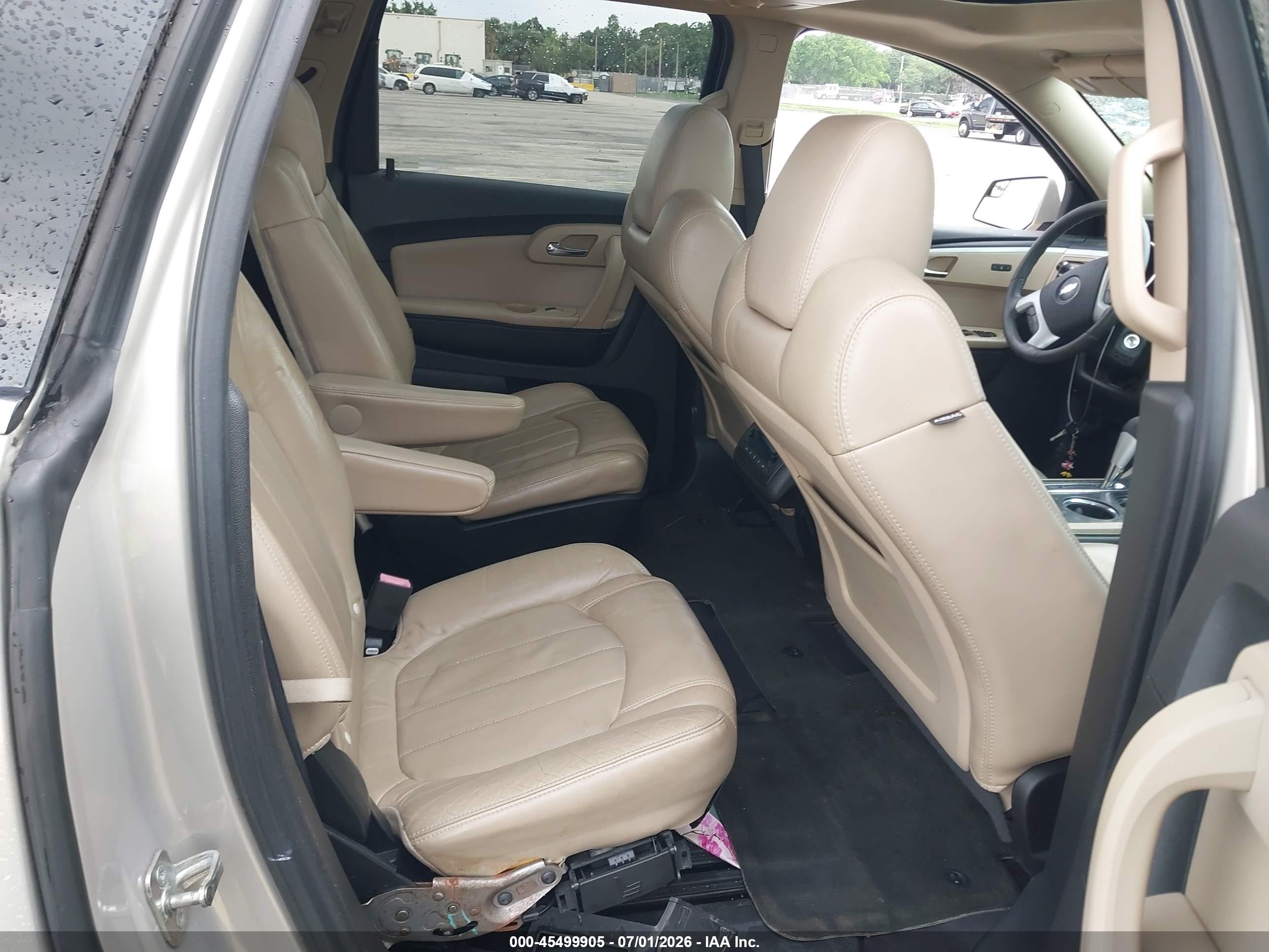 2010 Chevrolet Traverse Ltz Beige vin: 1GNLRHED7AS136071