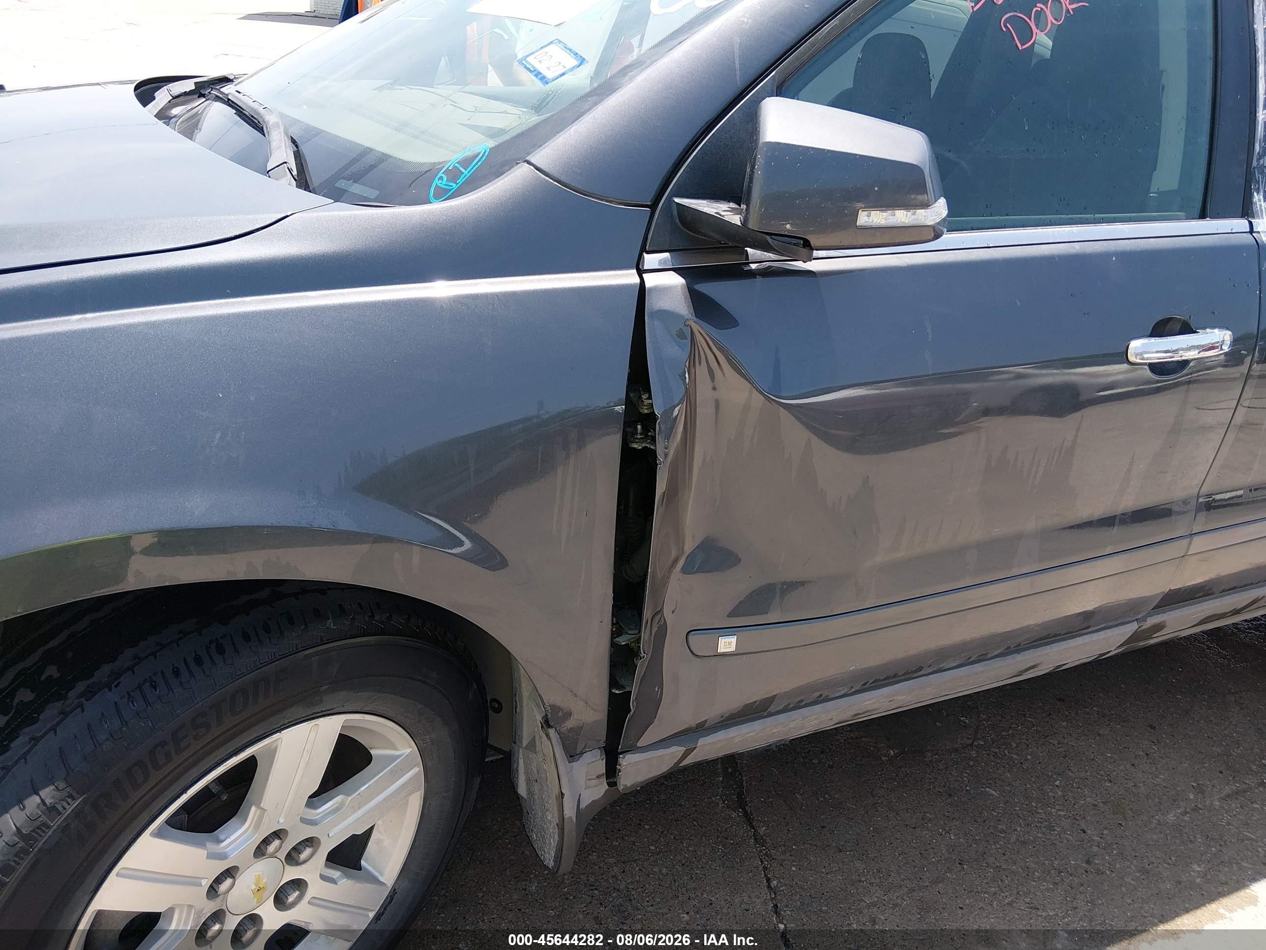 2010 Chevrolet Traverse Lt Серый vin: 1GNLVFEDXAS138817