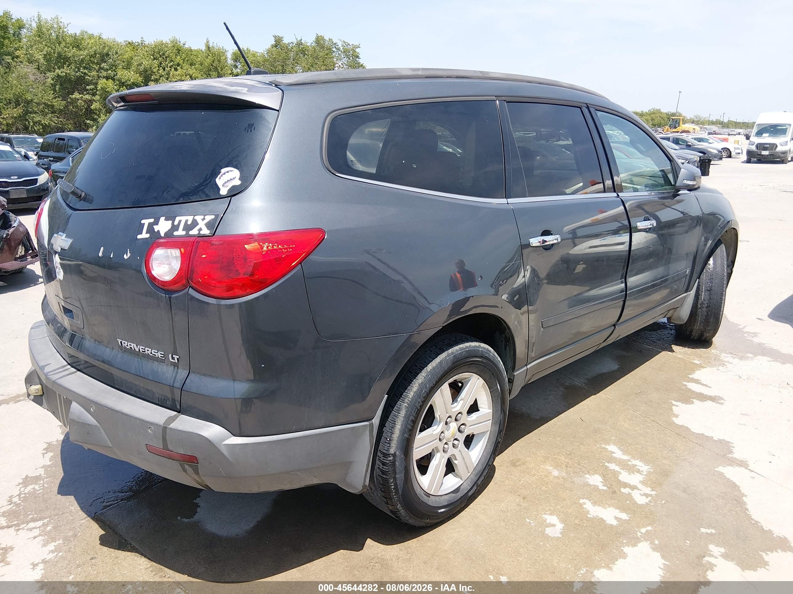2010 Chevrolet Traverse Lt Серый vin: 1GNLVFEDXAS138817