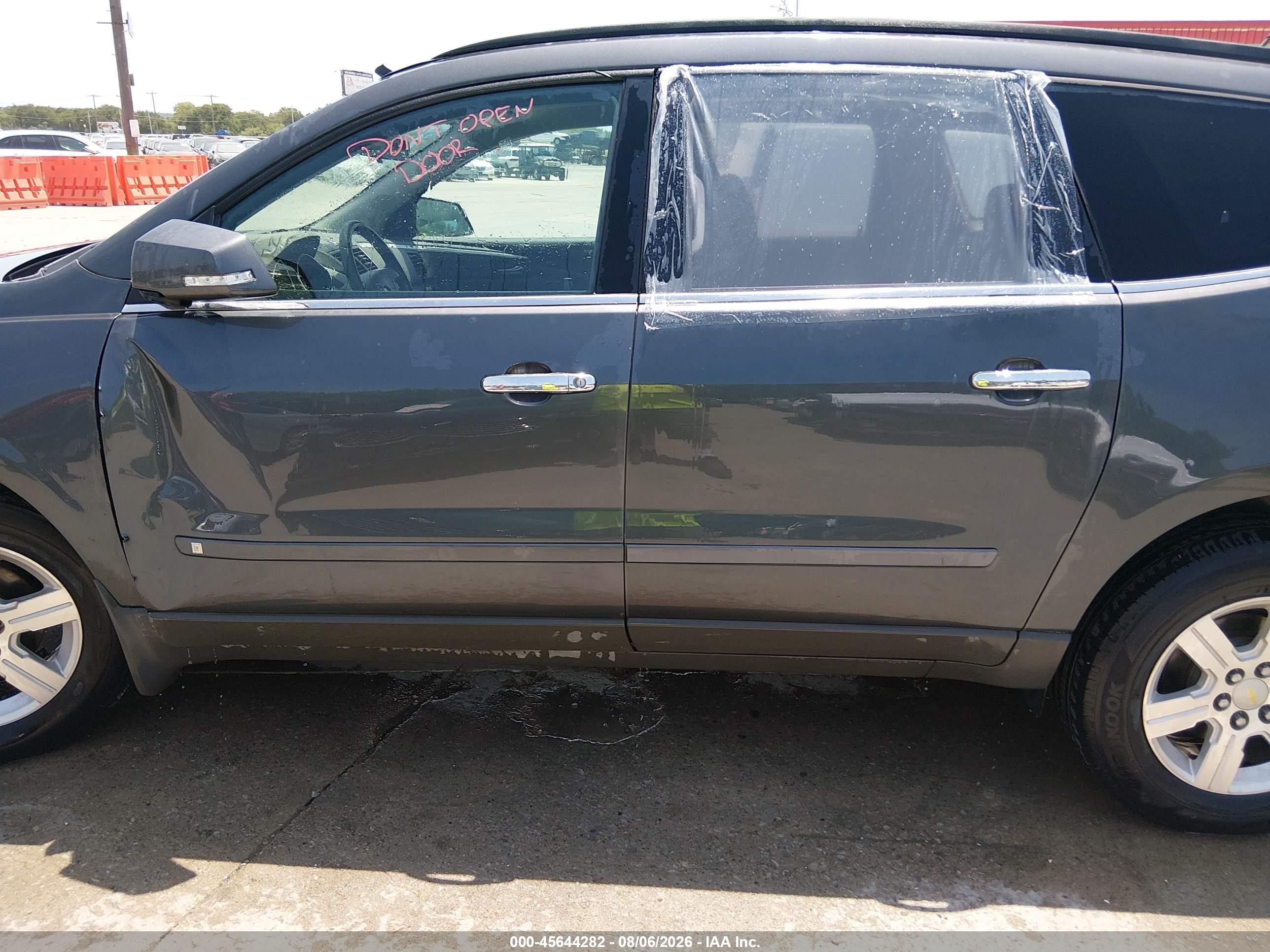 2010 Chevrolet Traverse Lt Серый vin: 1GNLVFEDXAS138817