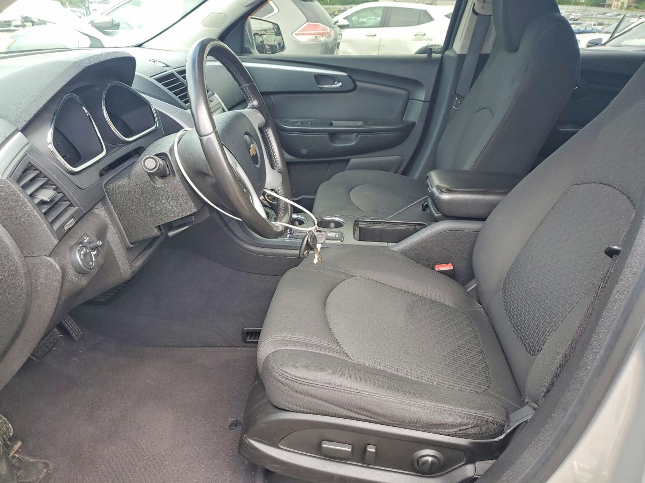 2010 Chevrolet Traverse Lt Silver vin: 1GNLVFEDXAS150904