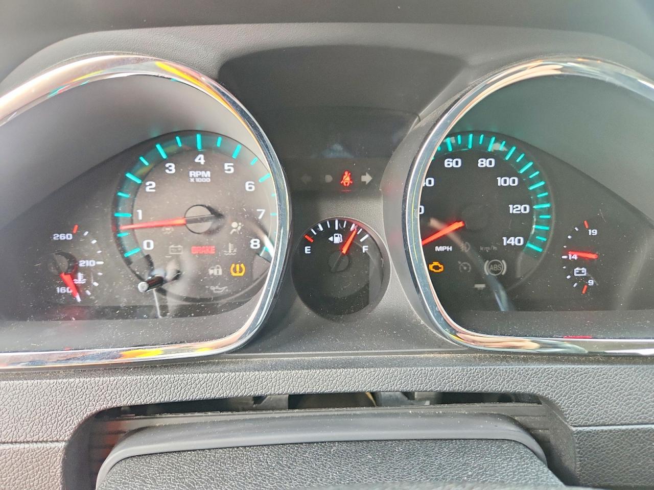 2010 Chevrolet Traverse Lt Silver vin: 1GNLVFEDXAS150904
