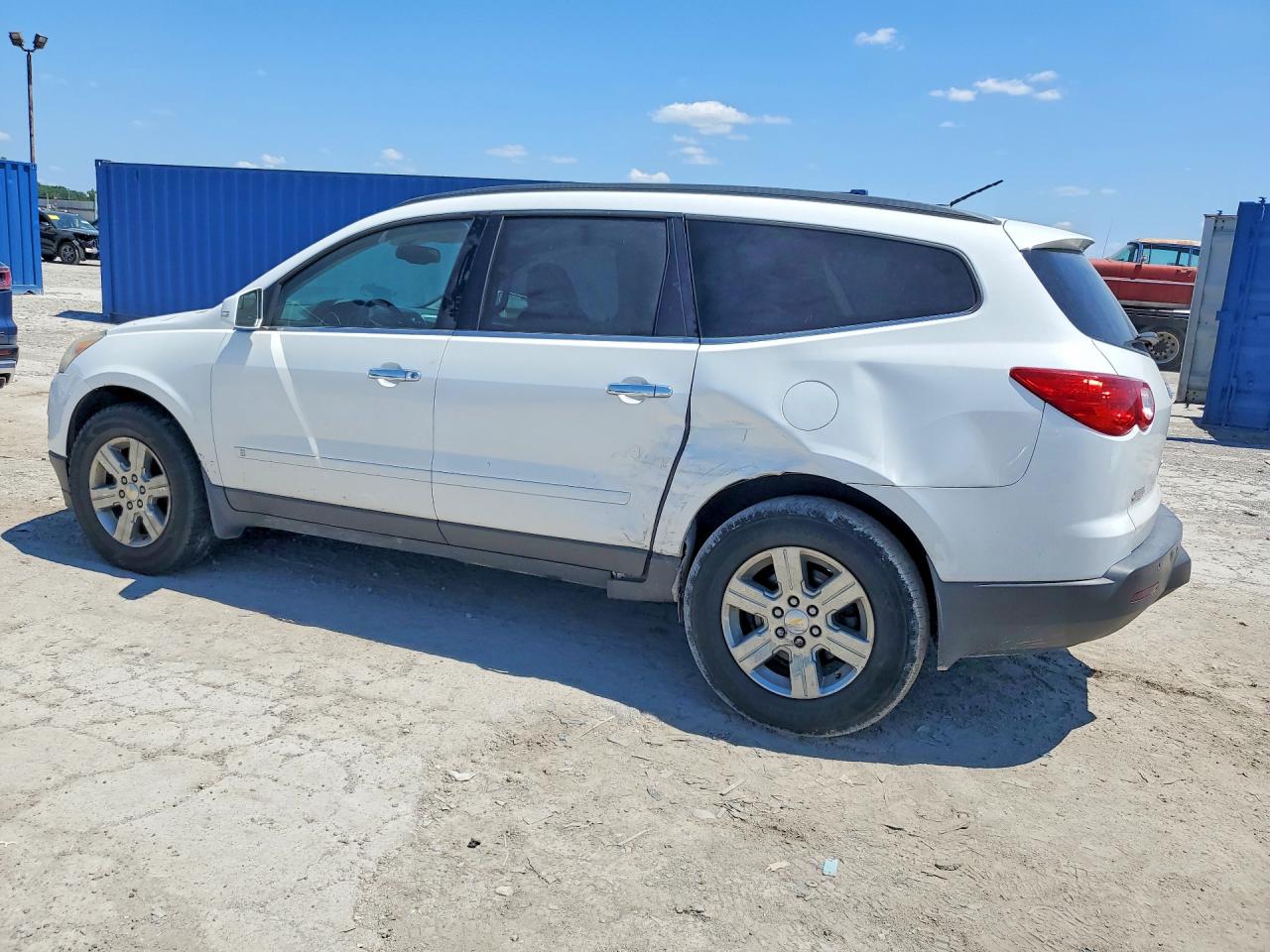 2010 Chevrolet Traverse Lt Белый vin: 1GNLVGED3AS121802