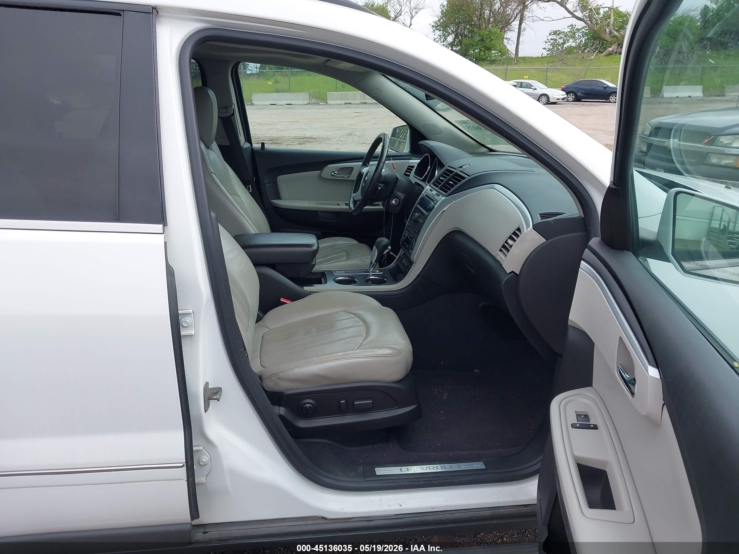 2010 Chevrolet Traverse Ltz White vin: 1GNLVHED1AS122789