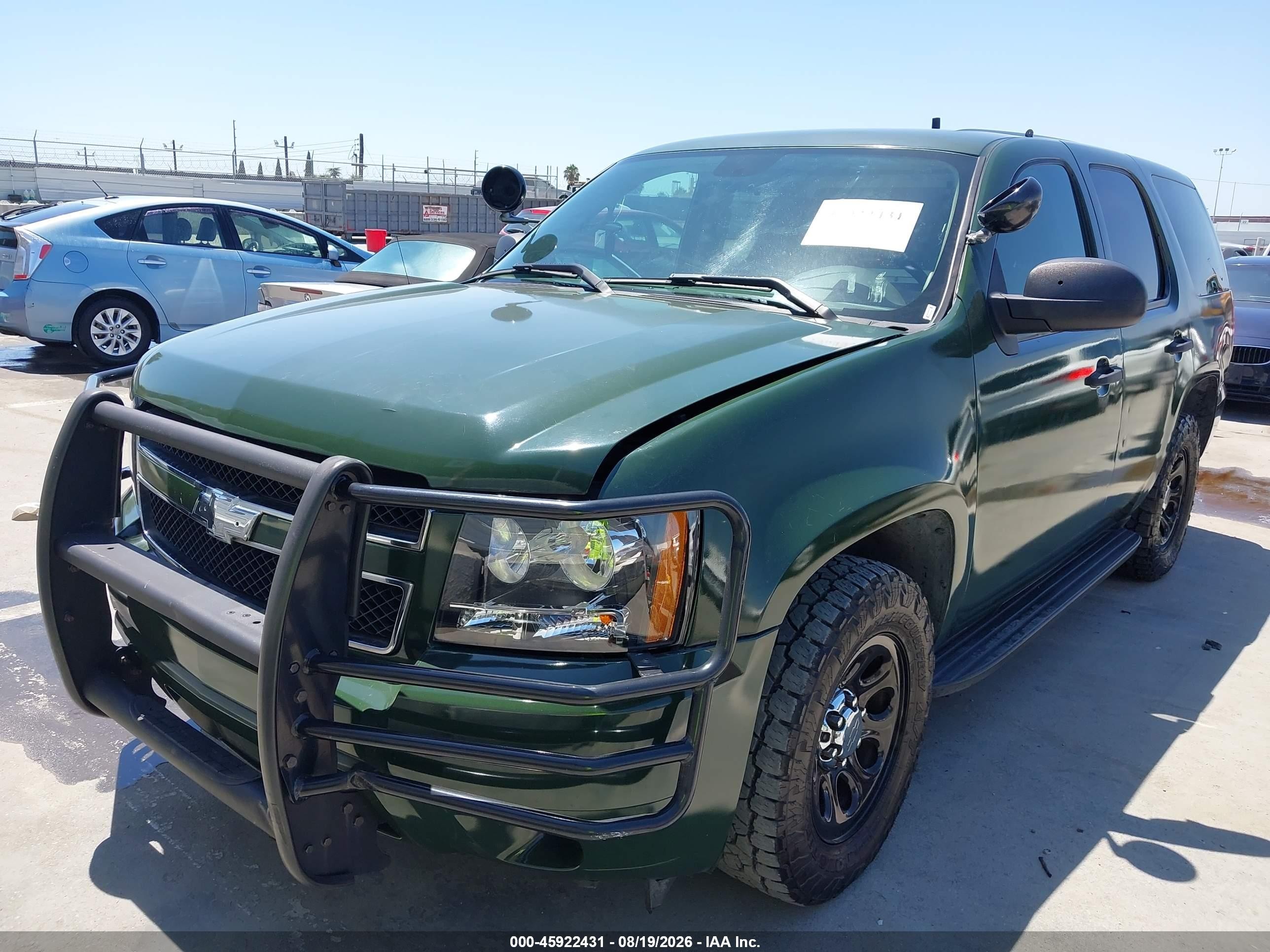 2010 Chevrolet Tahoe Ls Зеленый vin: 1GNMCAE01AR205595