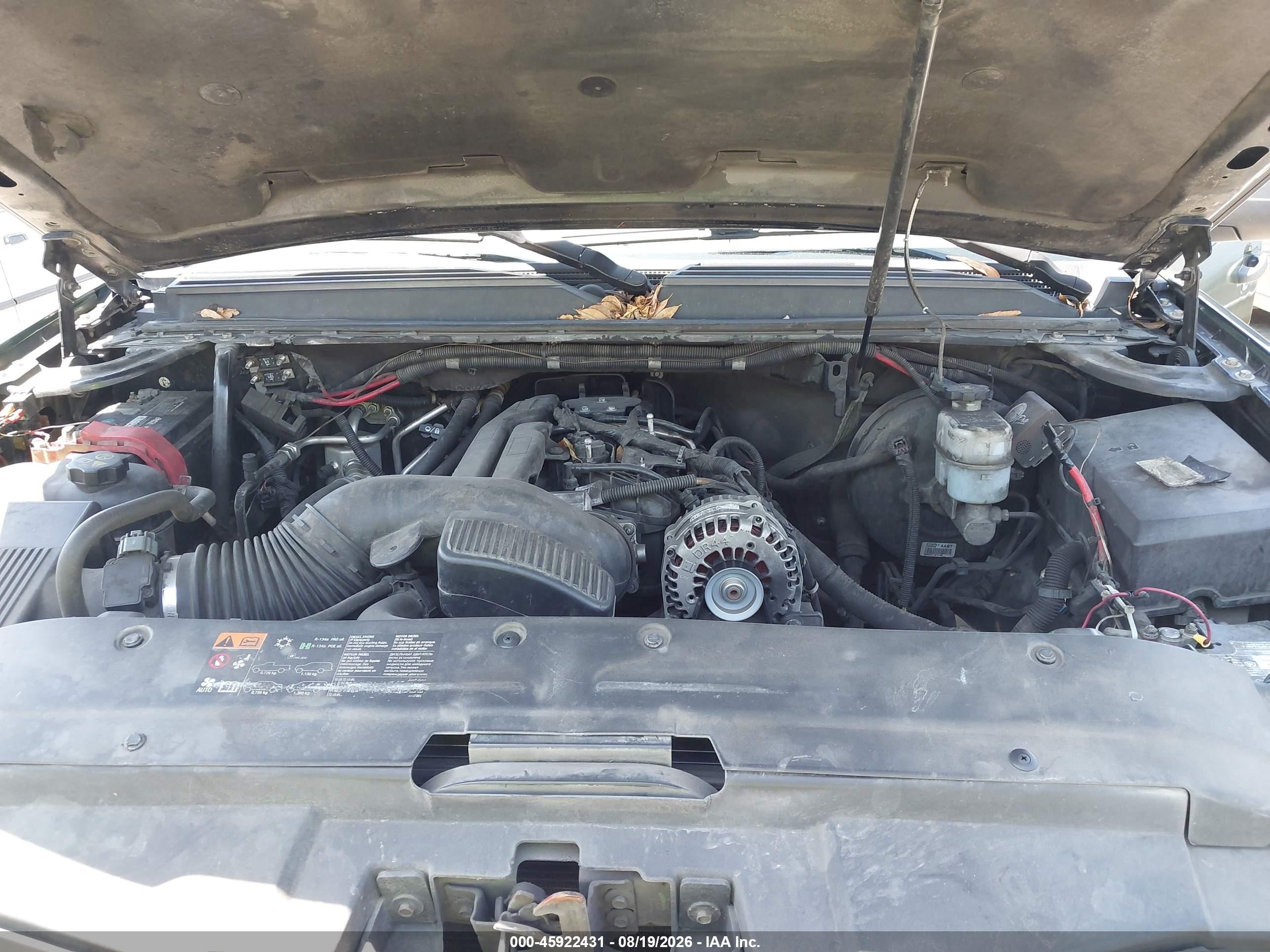 2010 Chevrolet Tahoe Ls Зеленый vin: 1GNMCAE01AR205595