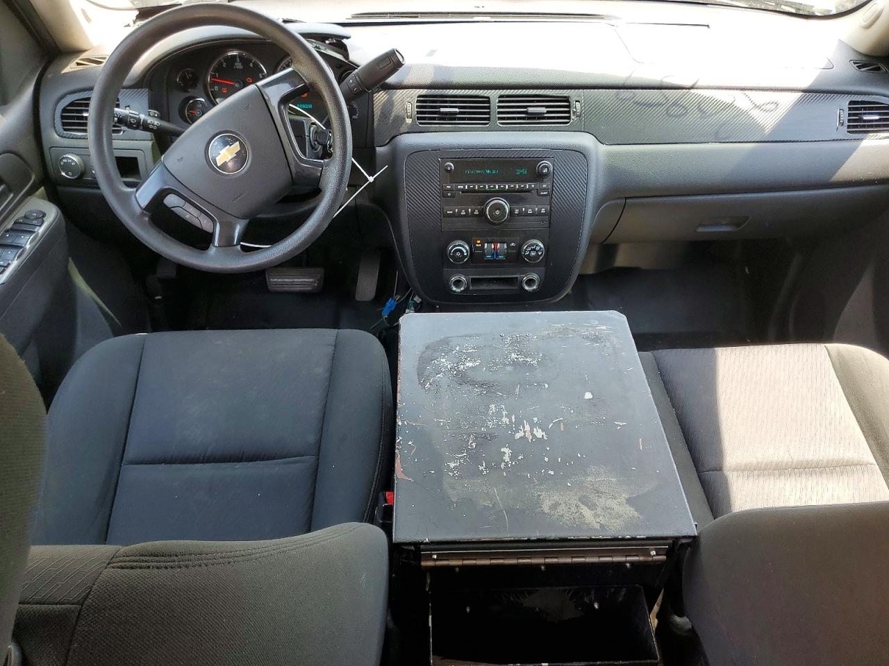 2010 Chevrolet Tahoe C1500 Ls Черный vin: 1GNMCAE02AR215763