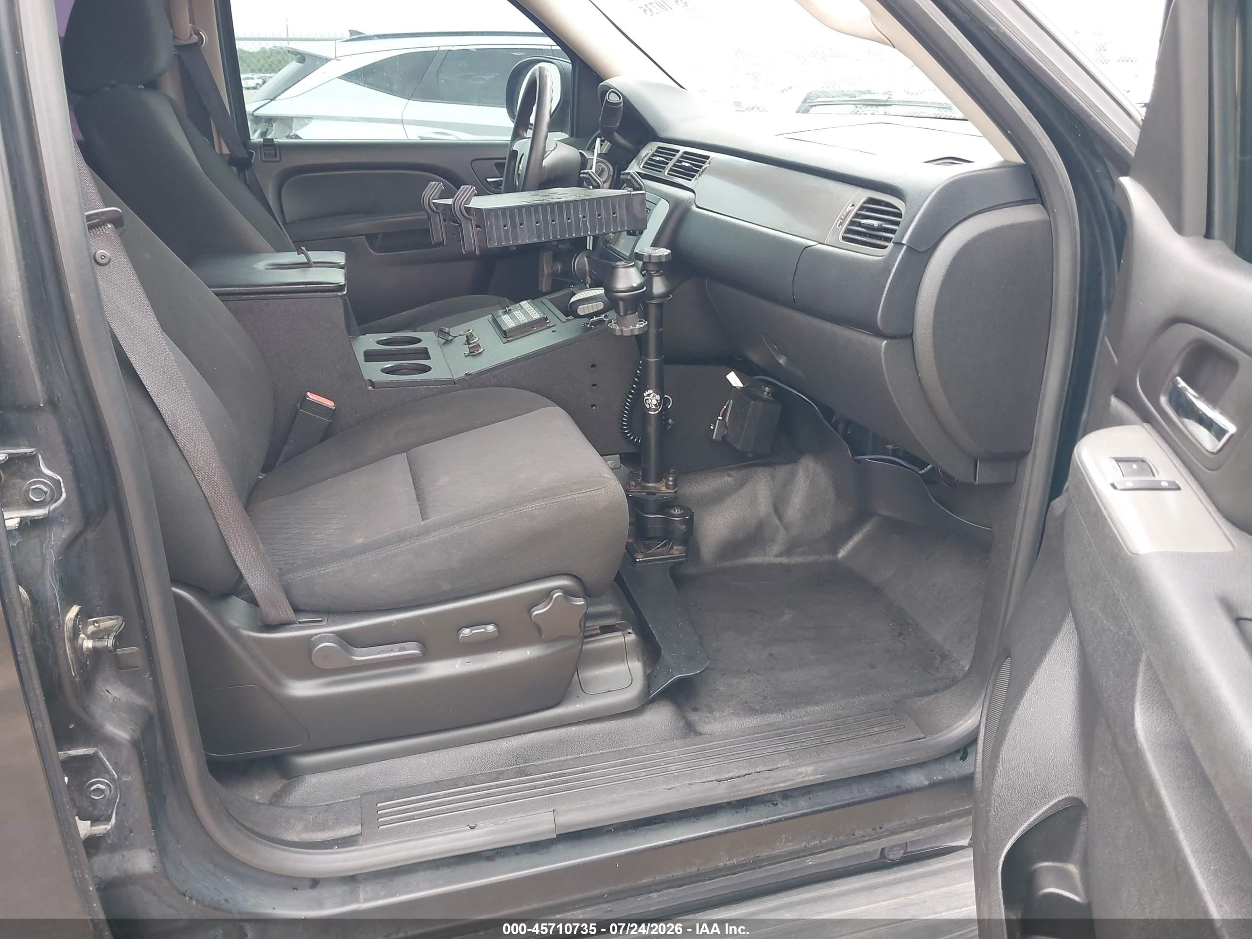 2010 Chevrolet Tahoe Ls Black vin: 1GNMCAE06AR229939