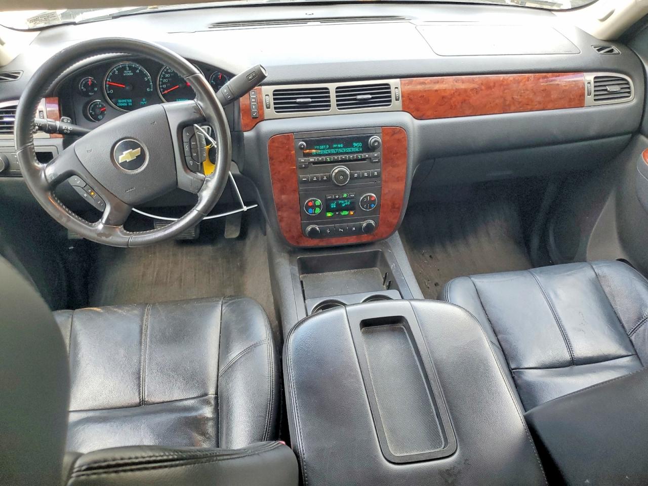 2010 Chevrolet Tahoe C1500 Lt Gold vin: 1GNMCBE35AR215255