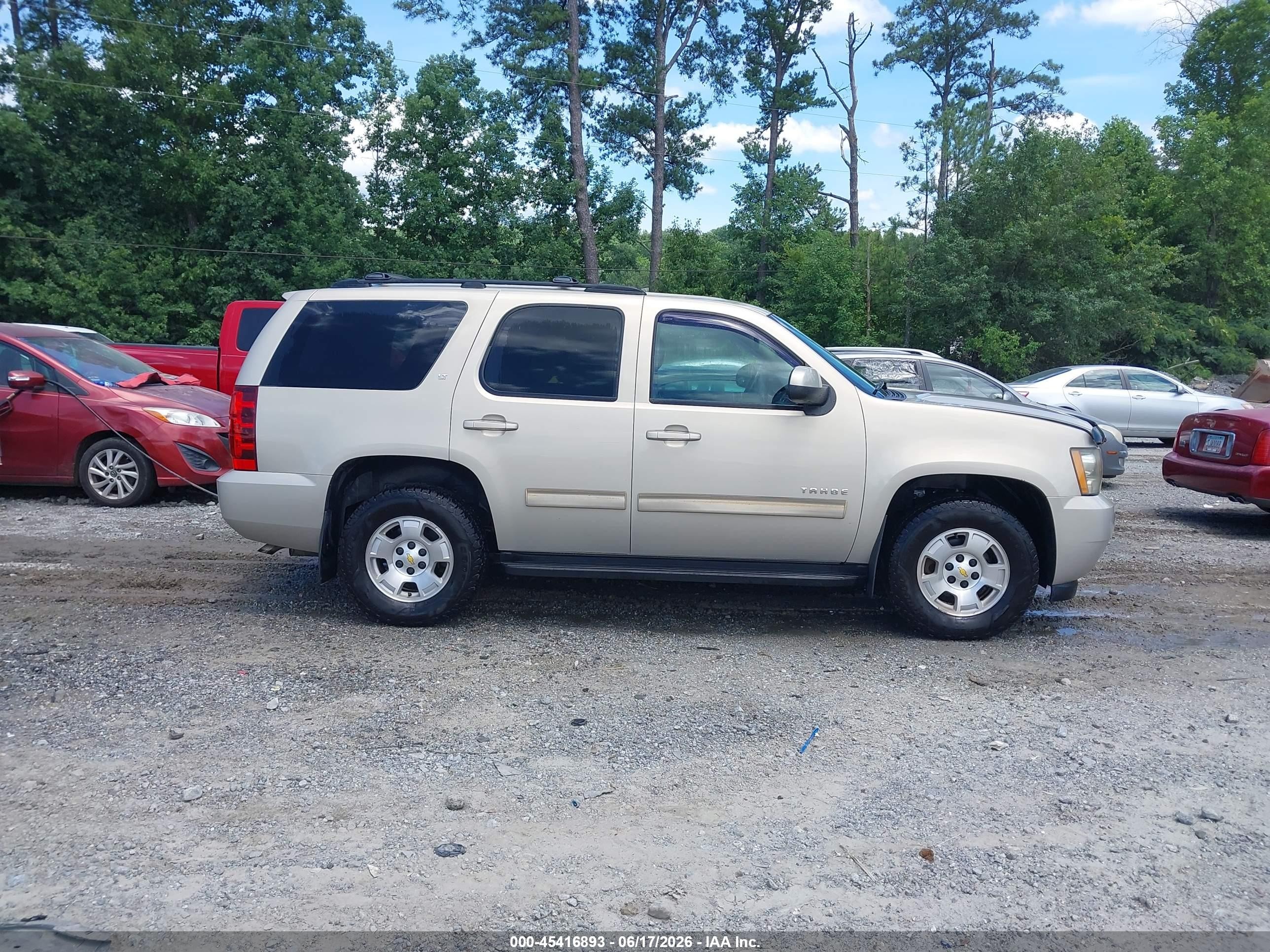 2010 Chevrolet Tahoe Lt Gray vin: 1GNMCBE35AR215255