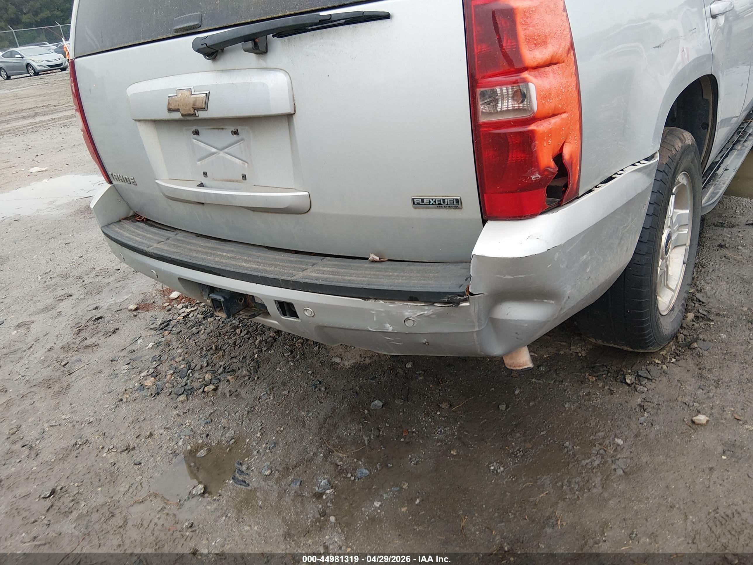 2010 Chevrolet Tahoe Lt Silver vin: 1GNMCBE37AR173252