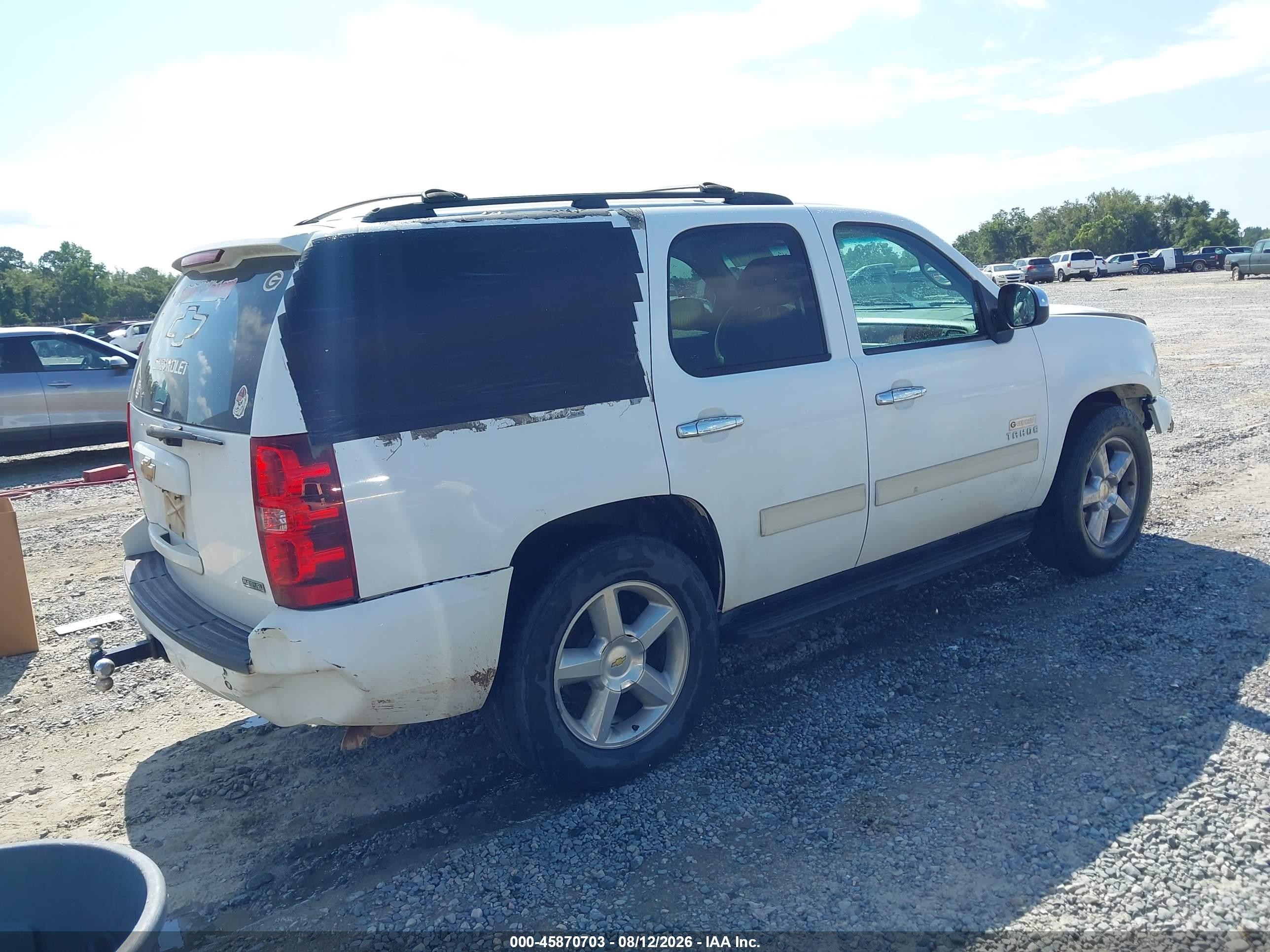 2010 Chevrolet Tahoe Lt Белый vin: 1GNMCBE37AR230355
