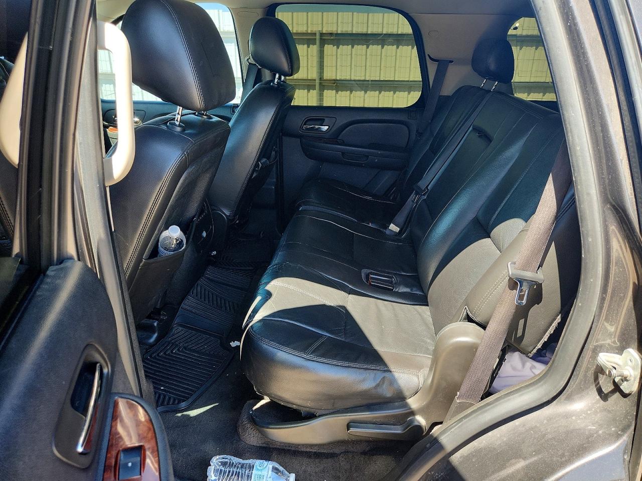 2010 Chevrolet Tahoe C1500 Lt Gray vin: 1GNMCBE3XAR222704