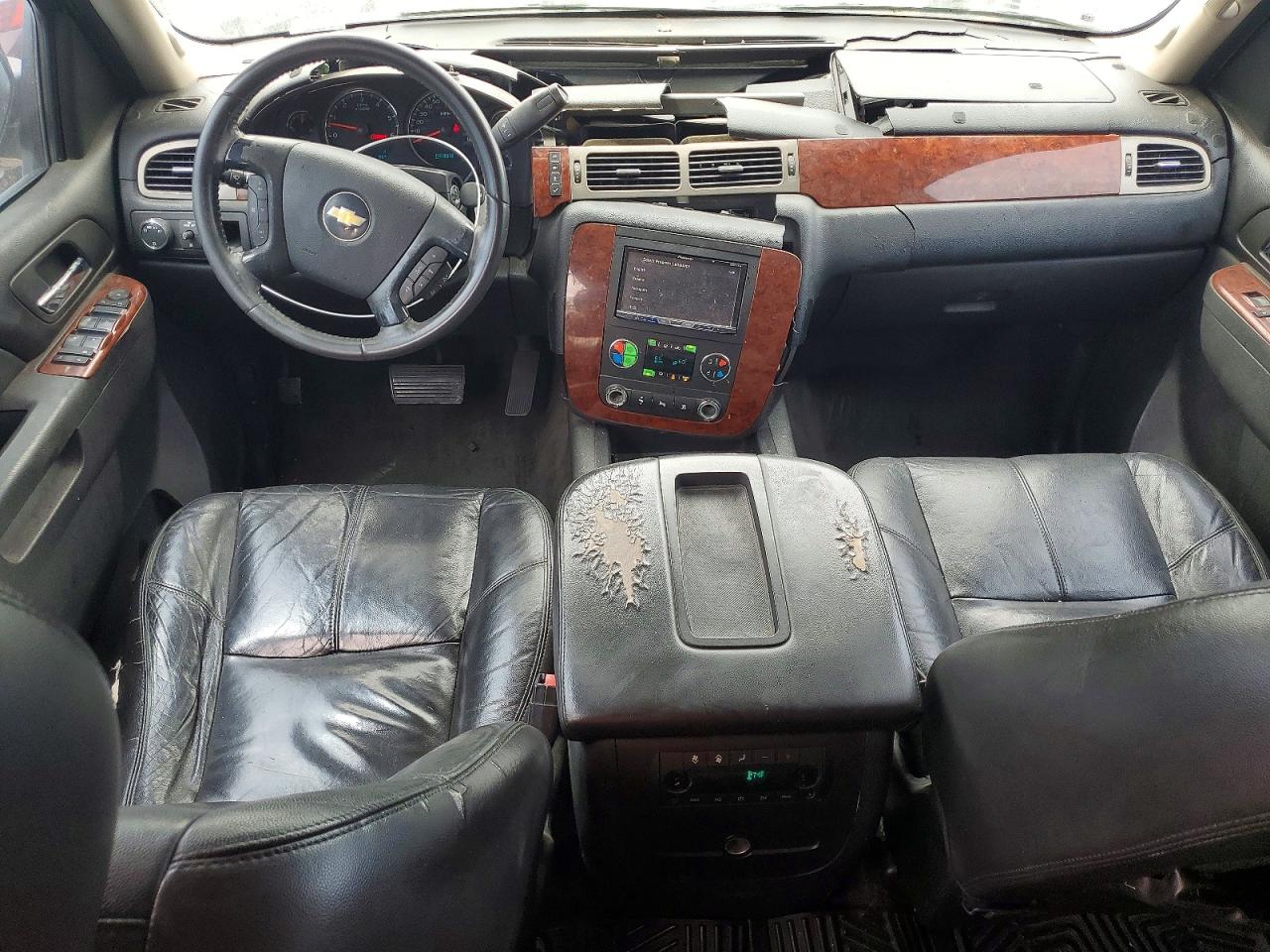 2010 Chevrolet Tahoe C1500 Lt Gray vin: 1GNMCBE3XAR222704
