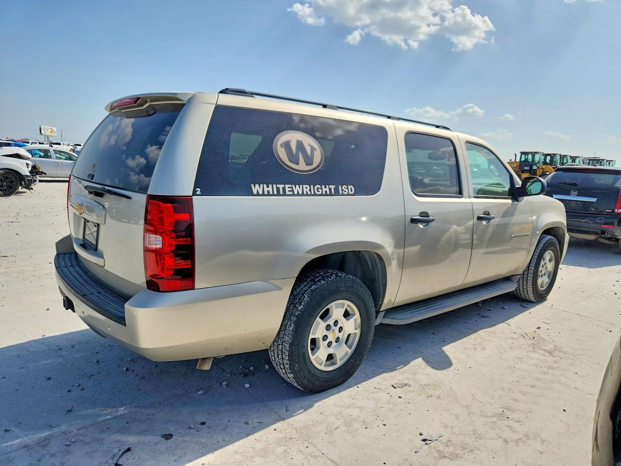 2014 Chevrolet Suburban C1500 Silver vin: 1GNSC5E03ER192675