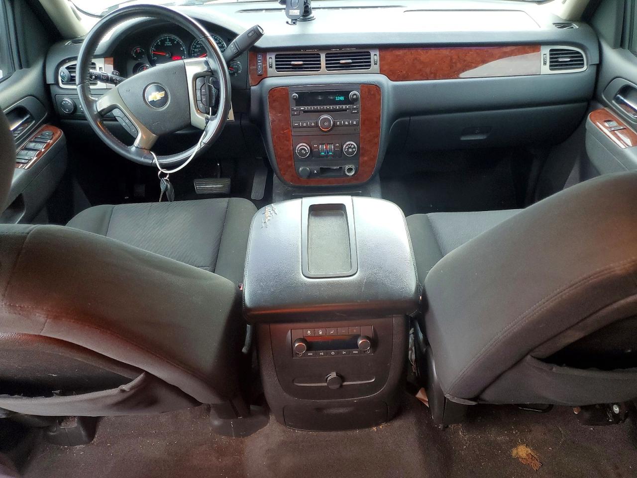 2011 Chevrolet Tahoe C1500 Ls Gray vin: 1GNSCAE00BR155135