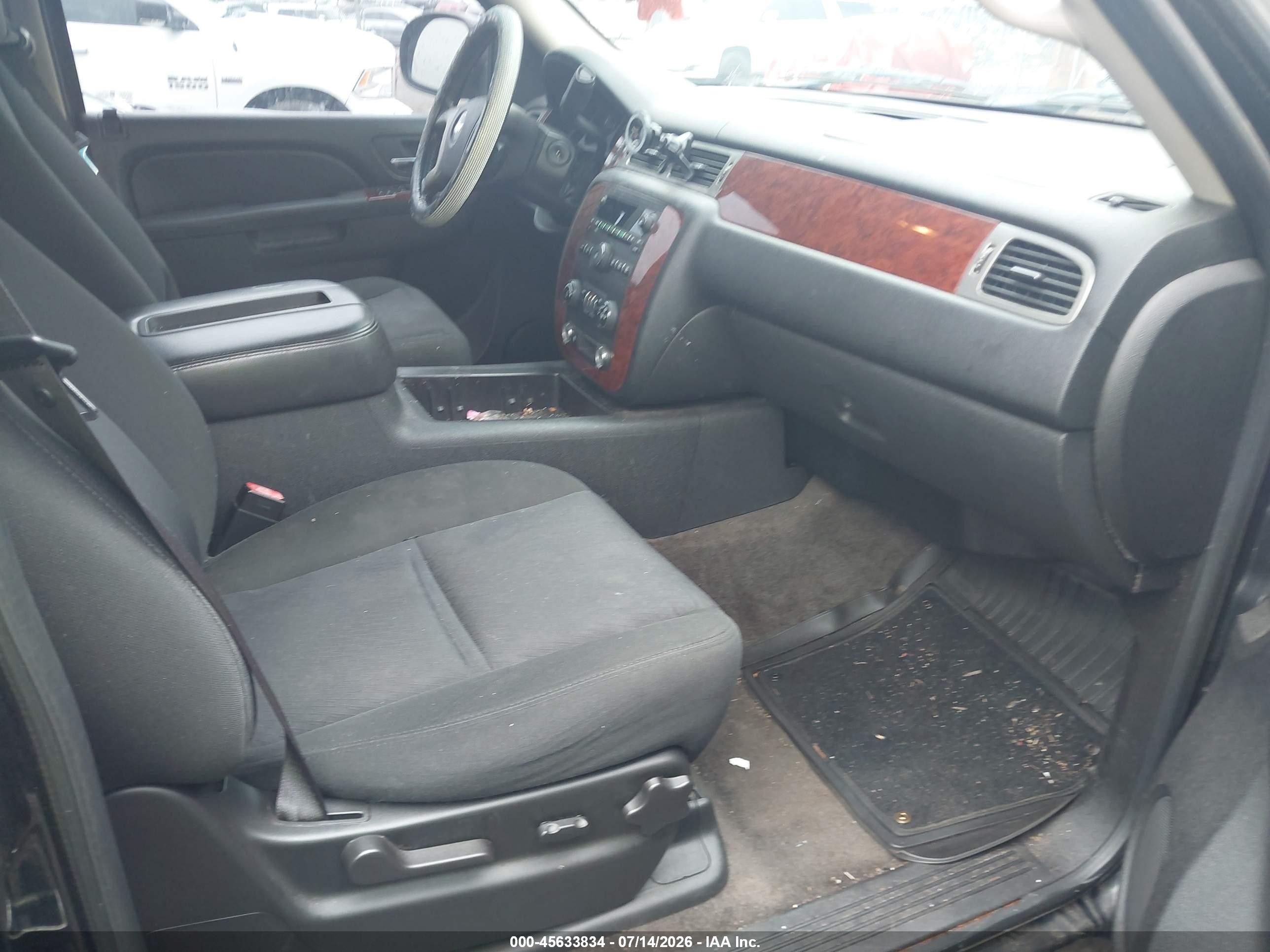 2011 Chevrolet Tahoe Ls Black vin: 1GNSCAE00BR180147