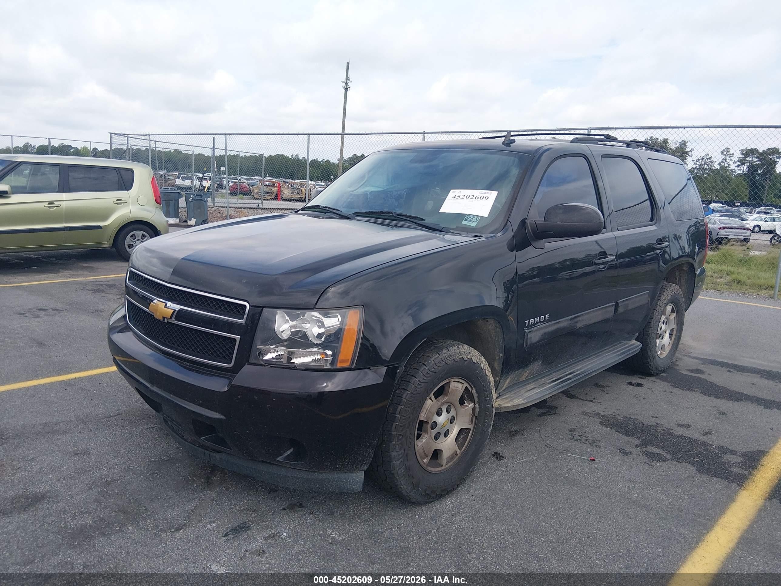 2013 Chevrolet Tahoe Ls Black vin: 1GNSCAE00DR150794