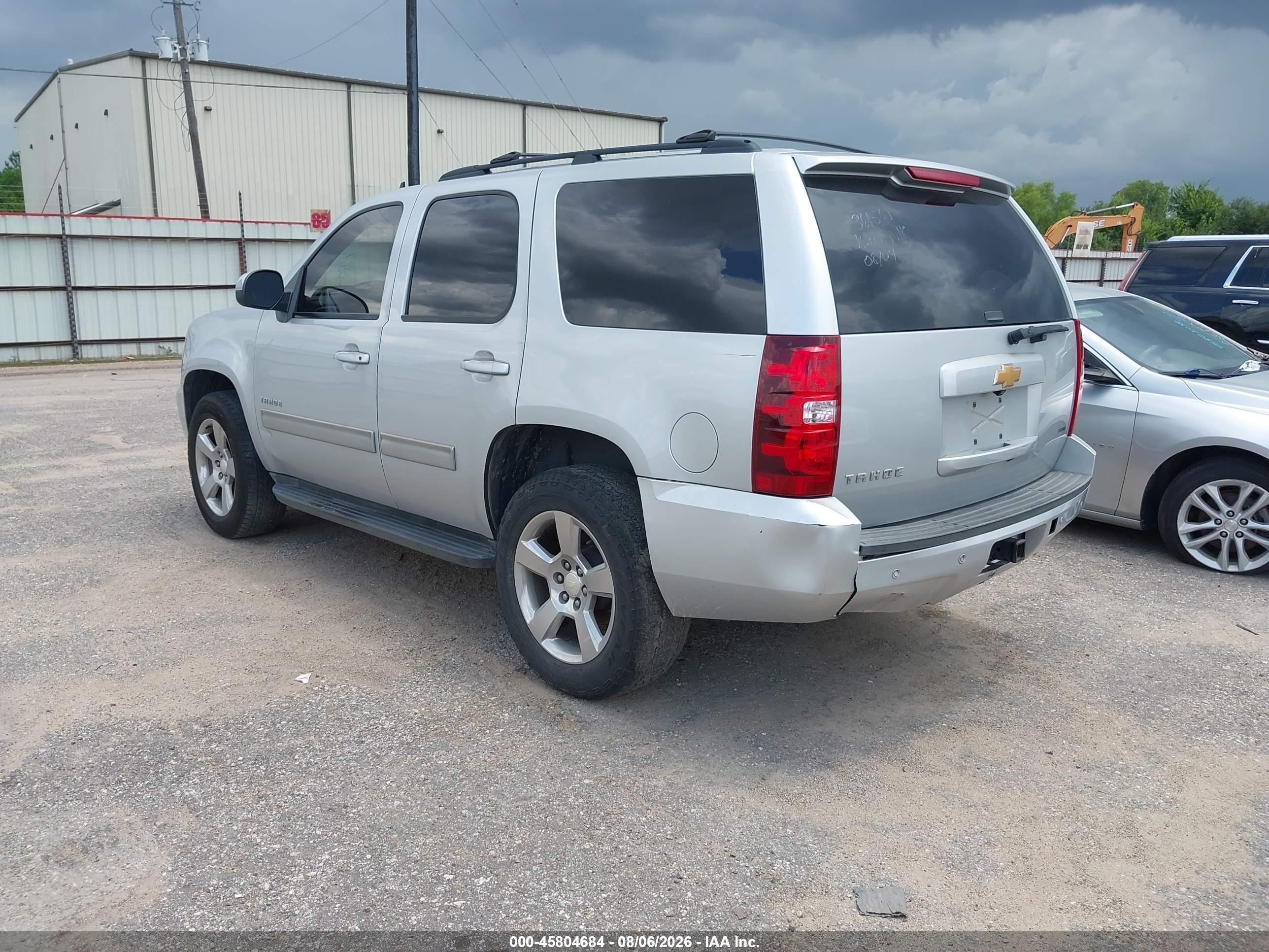 2013 Chevrolet Tahoe Ls Серебряный vin: 1GNSCAE00DR361591