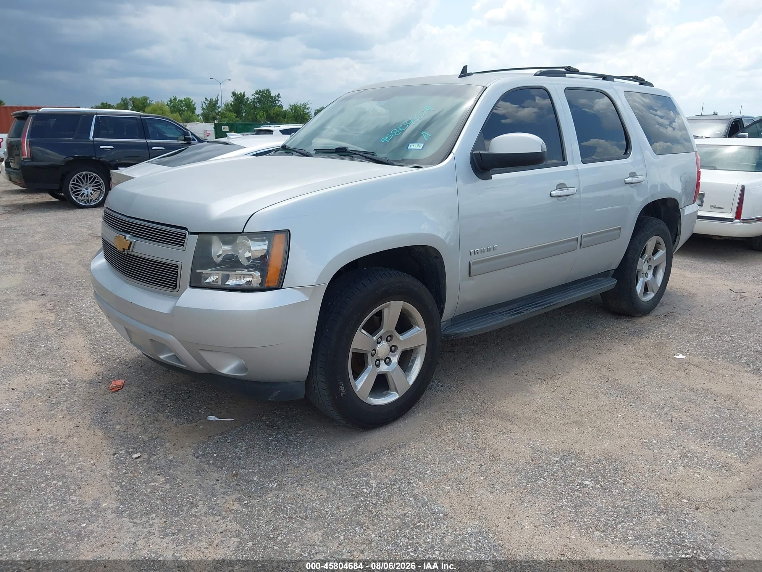 2013 Chevrolet Tahoe Ls Серебряный vin: 1GNSCAE00DR361591
