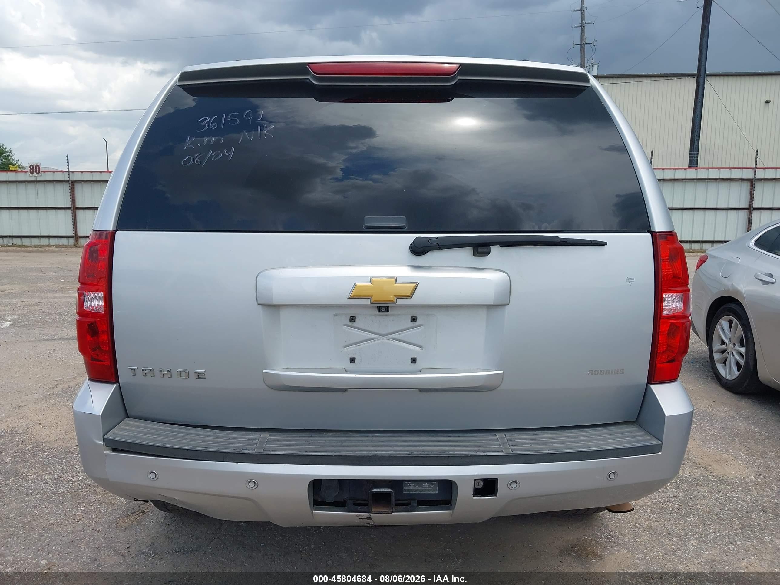 2013 Chevrolet Tahoe Ls Серебряный vin: 1GNSCAE00DR361591