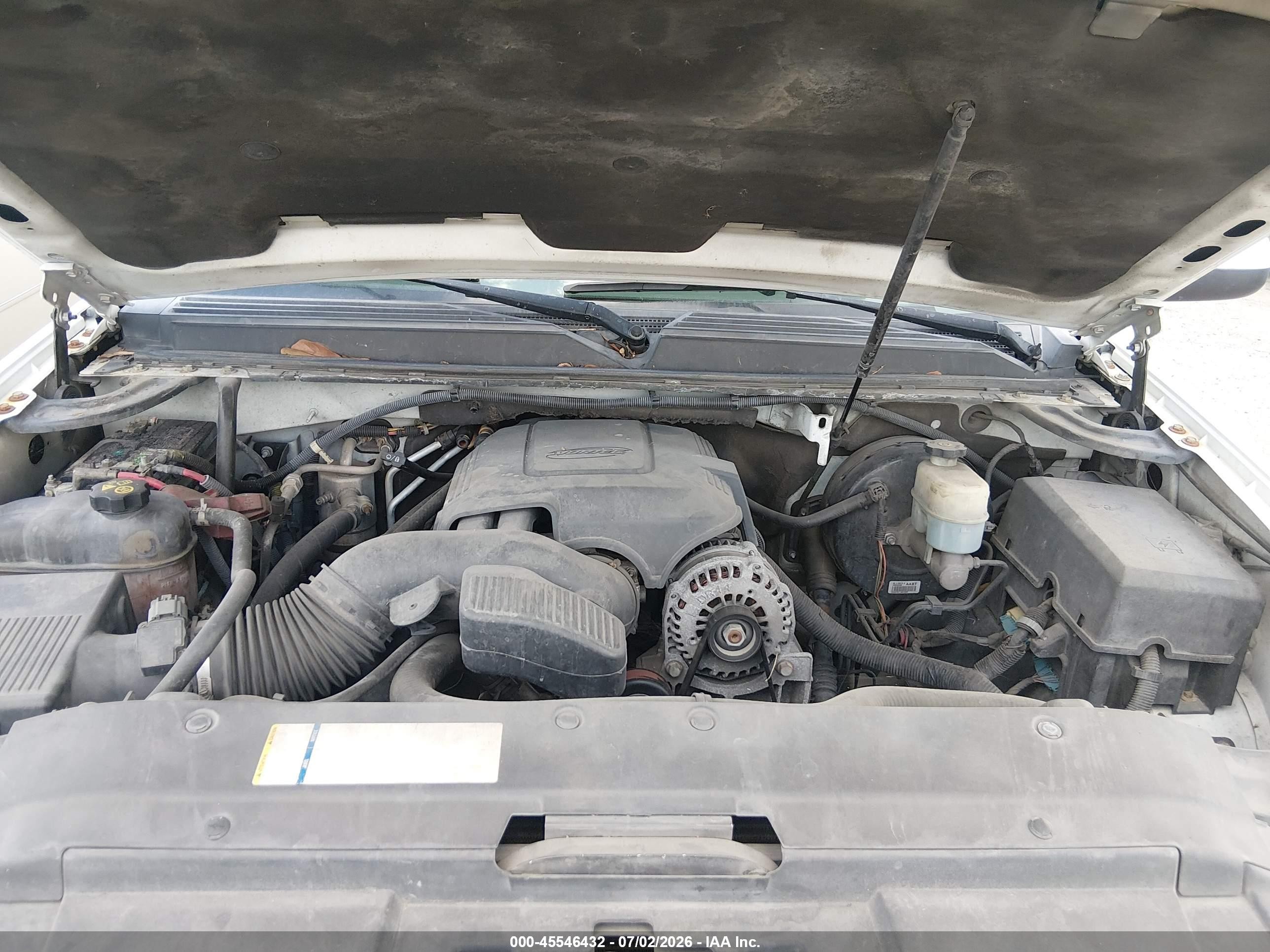 2011 Chevrolet Tahoe Ls Белый vin: 1GNSCAE01BR146122