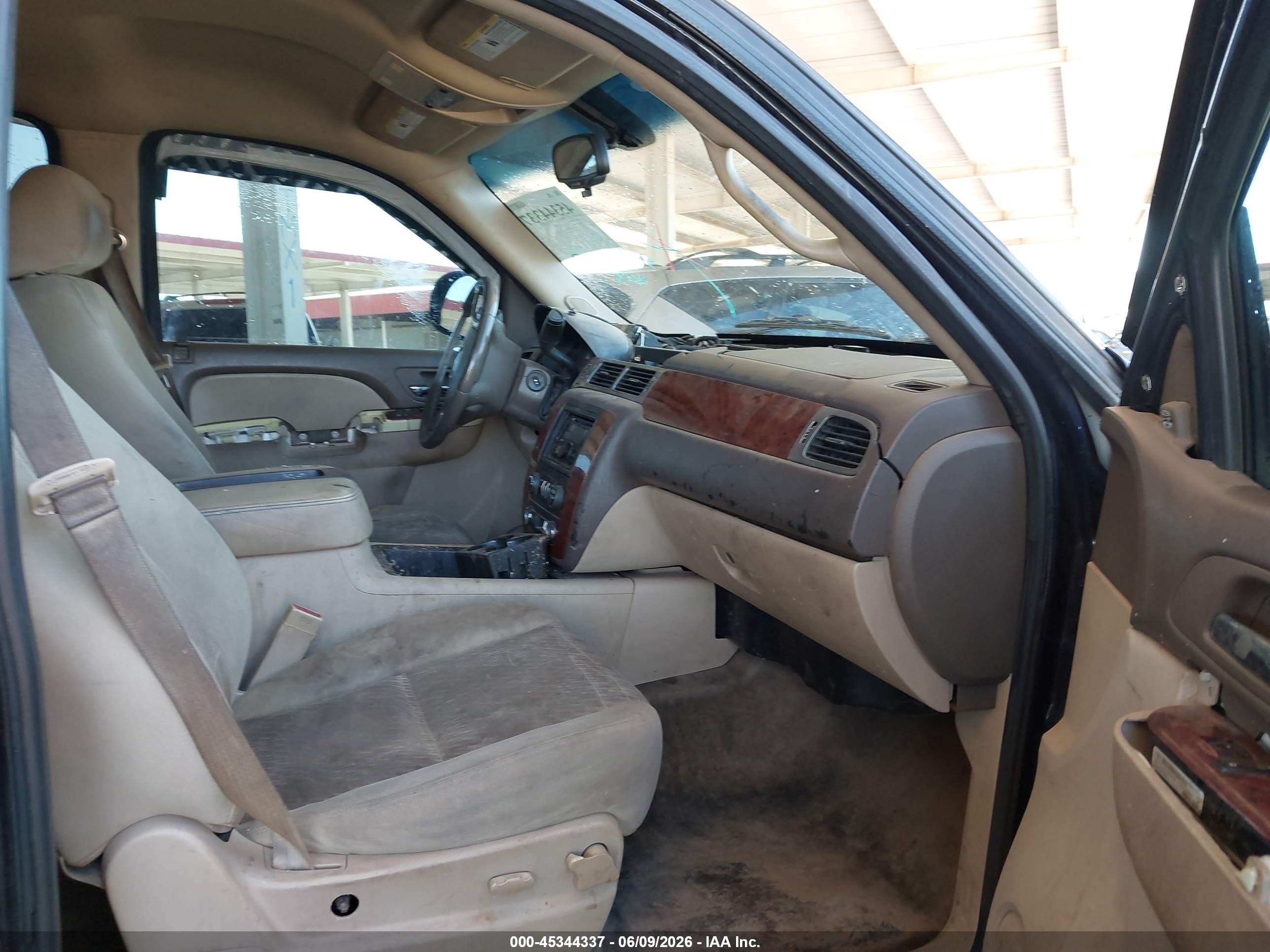 2013 Chevrolet Tahoe Ls Black vin: 1GNSCAE01DR212820