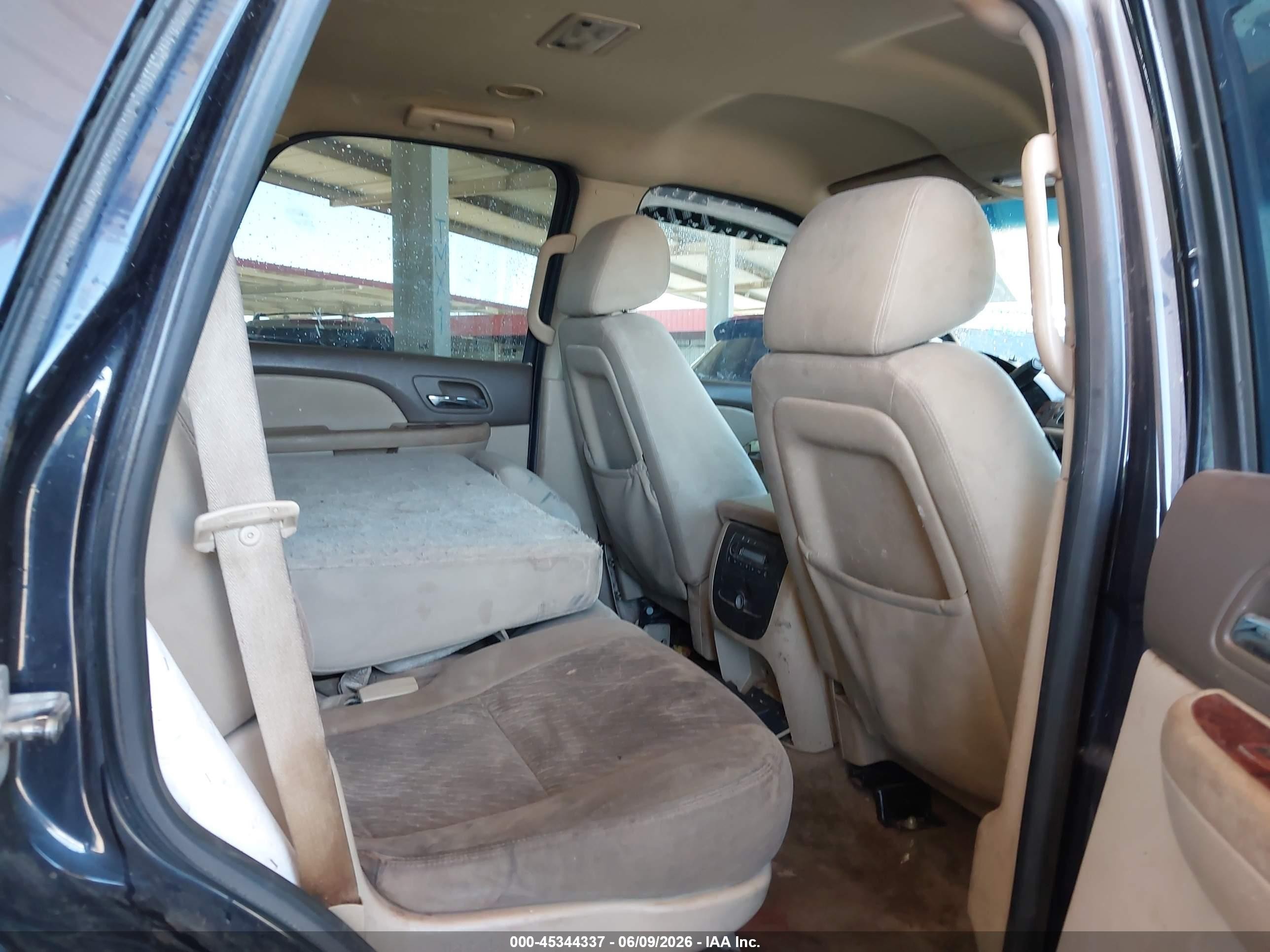 2013 Chevrolet Tahoe Ls Black vin: 1GNSCAE01DR212820