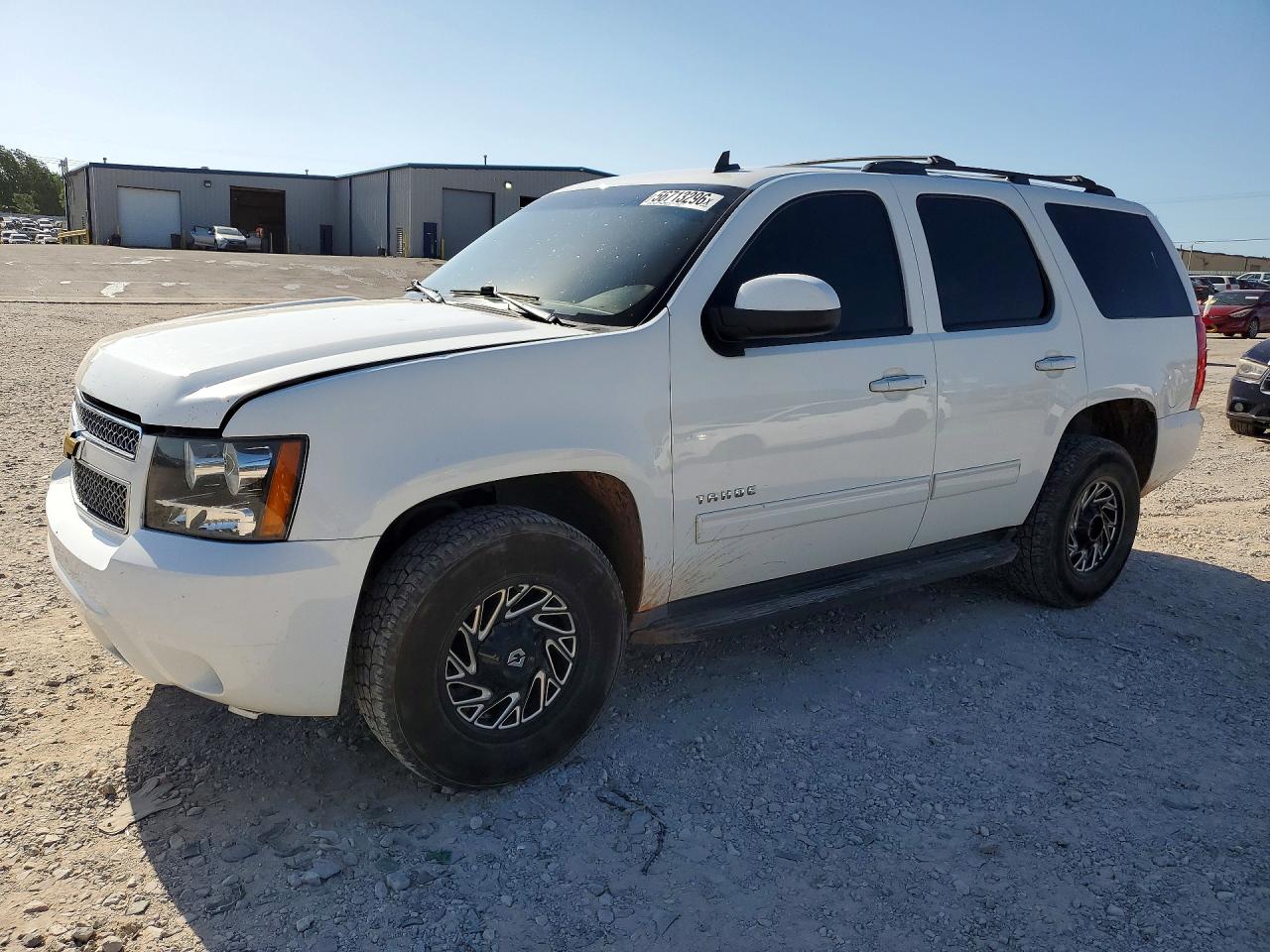 2013 Chevrolet Tahoe C1500 Ls White vin: 1GNSCAE01DR330785